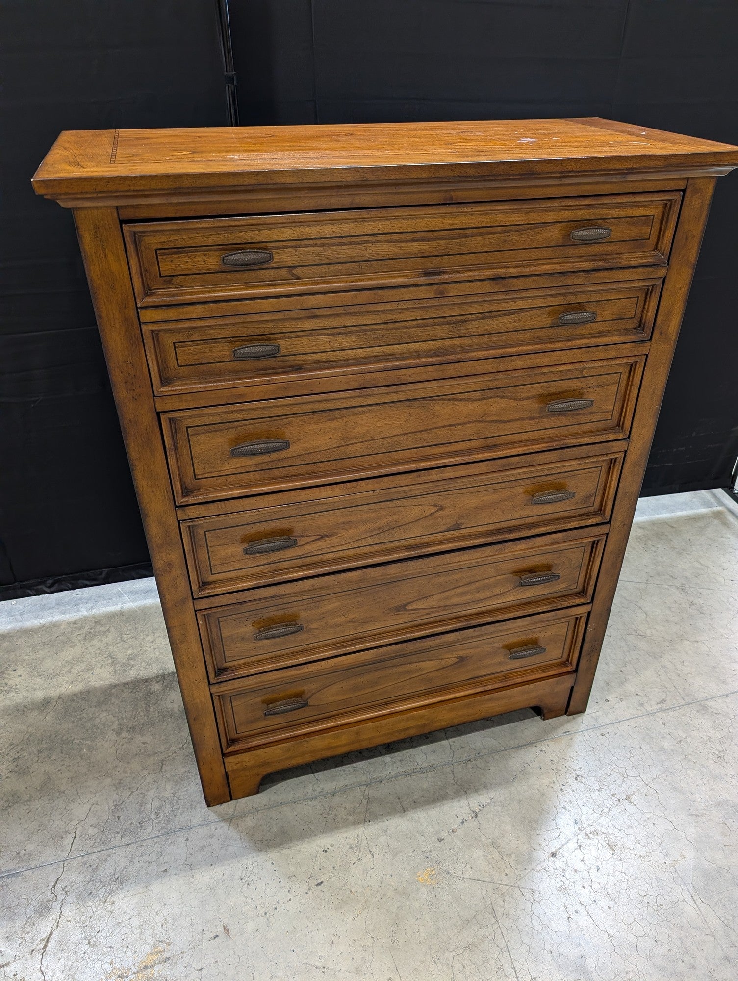 FLEXSTEEL Five Drawer Dresser
