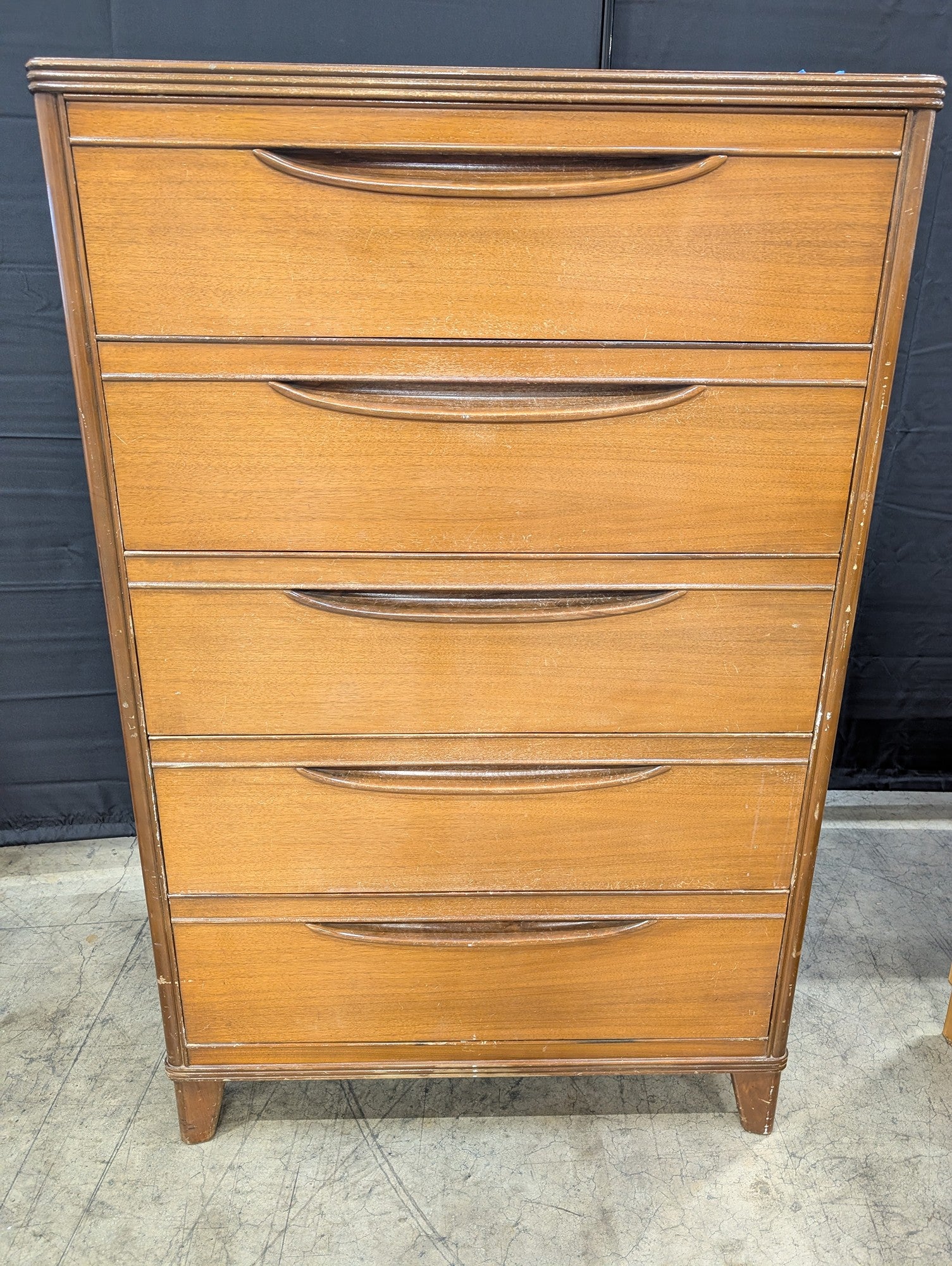 Kent-Coffey Mid-Century Modern Wood Five-Drawer Chest
