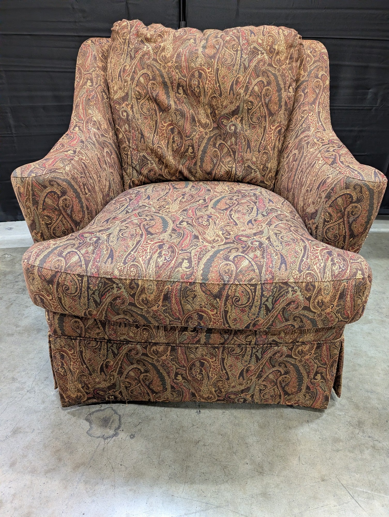 Sherrill Furniture Traditional Paisley Upholstered Armchair