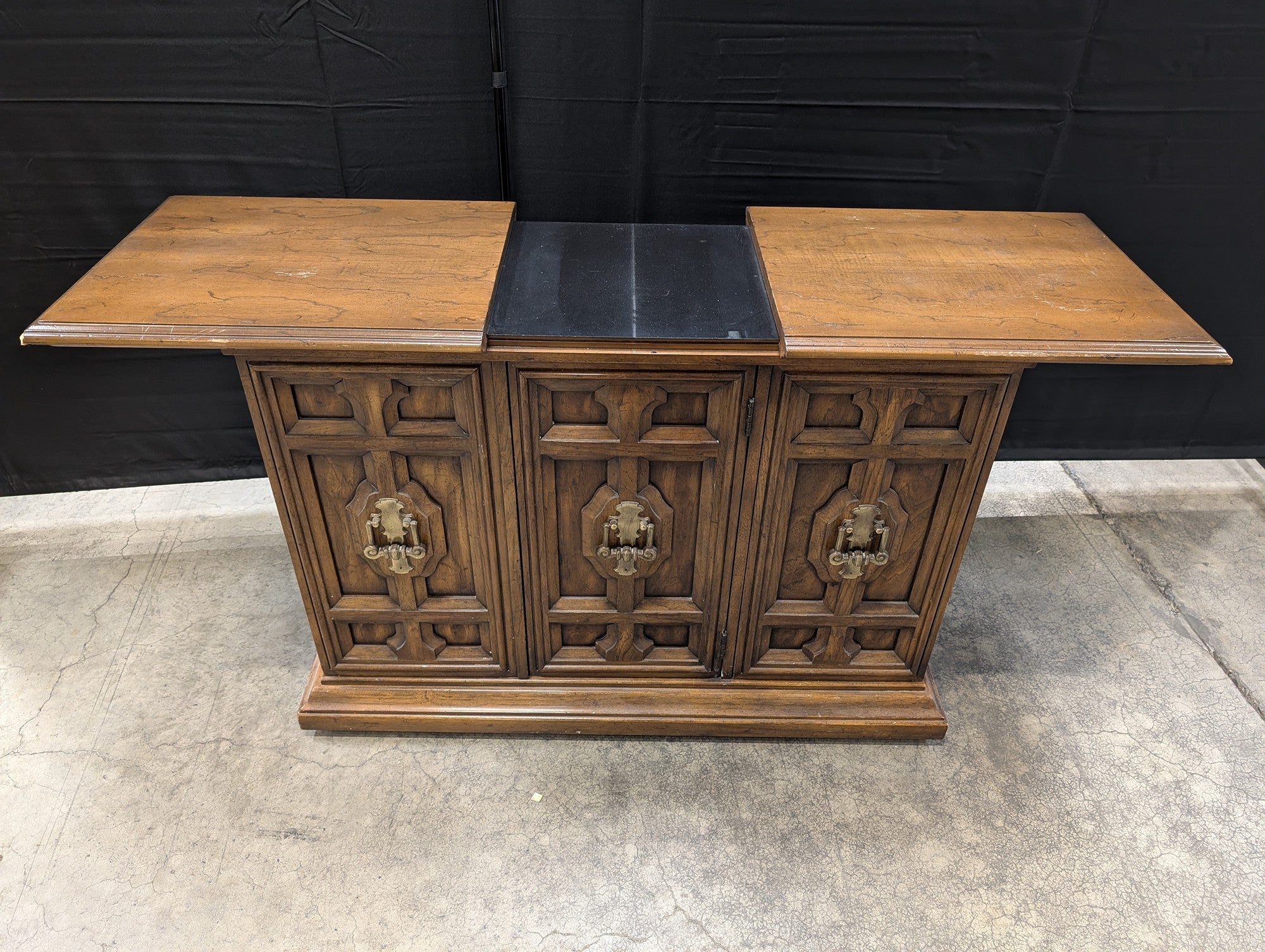 Drexel Heritage Mid-Century Wood Bar Cabinet Server with Drop-Leaf Top