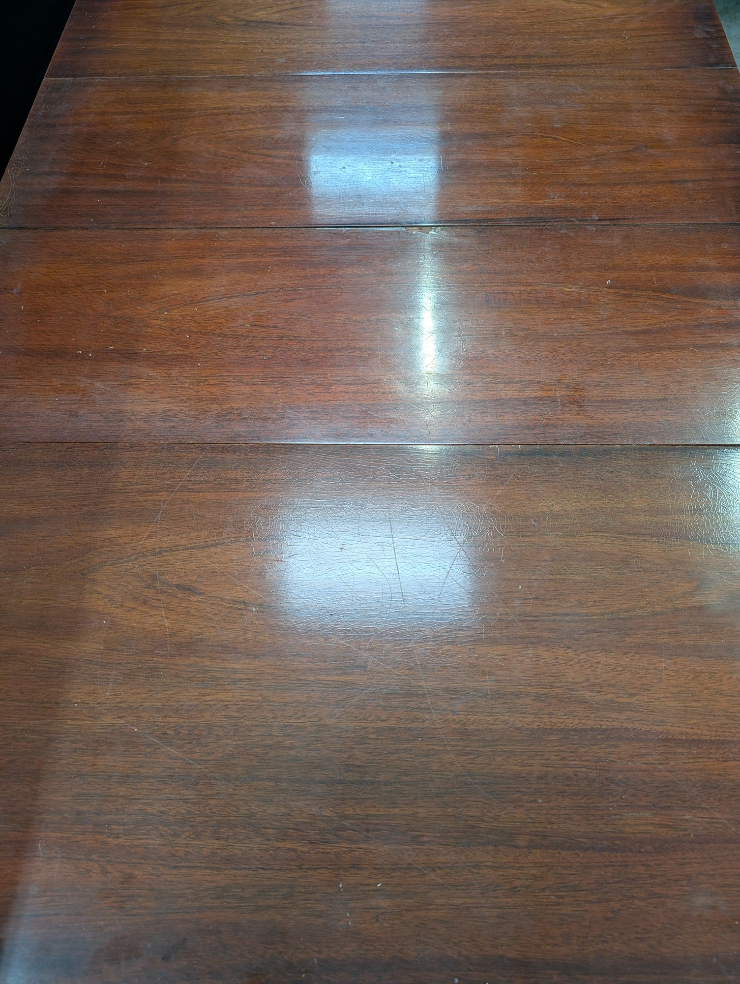 Traditional Hardwood Drop-Leaf Dining Table with Pedestal Base