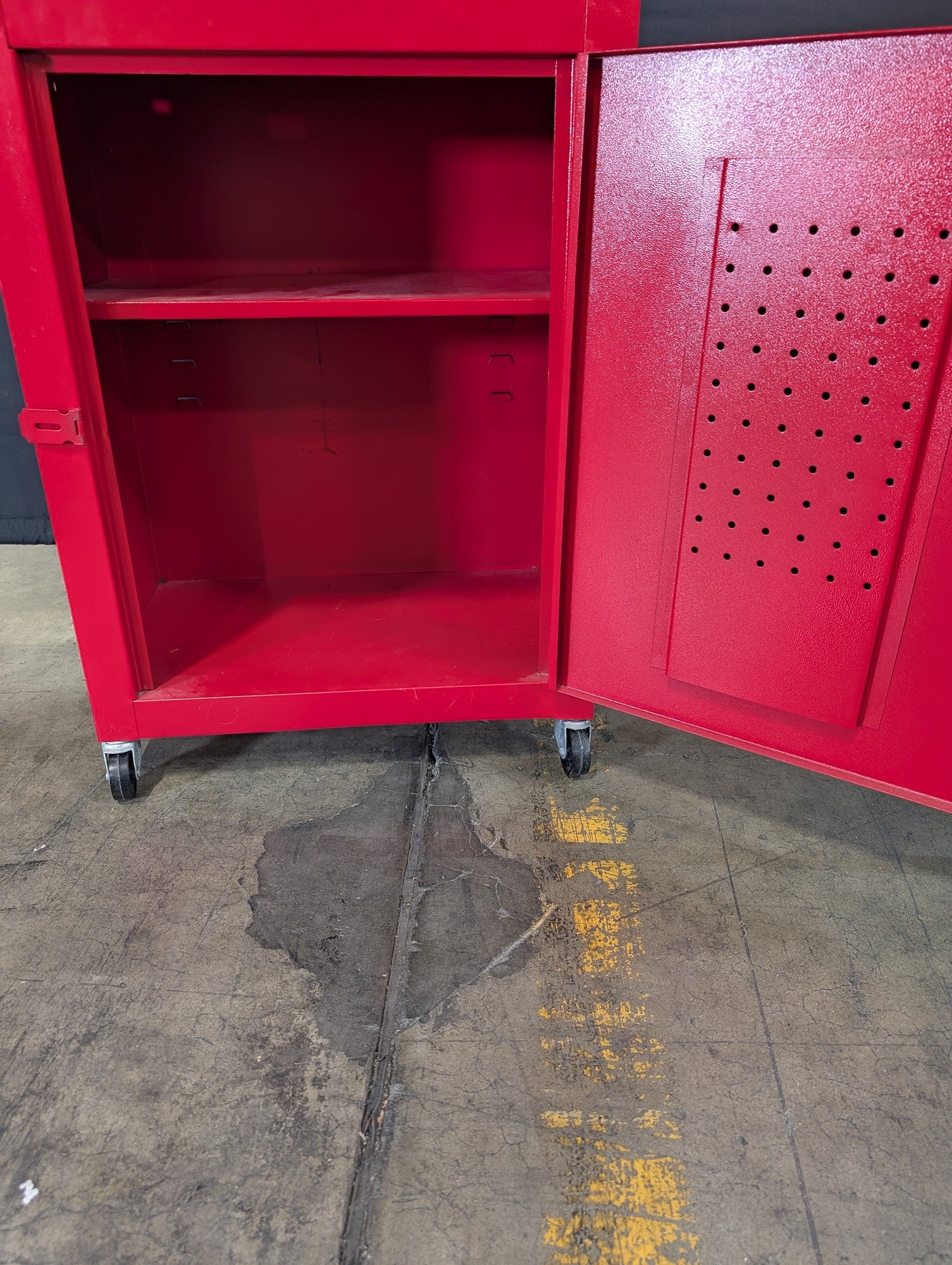 Industrial Red Rolling Utility Cabinet