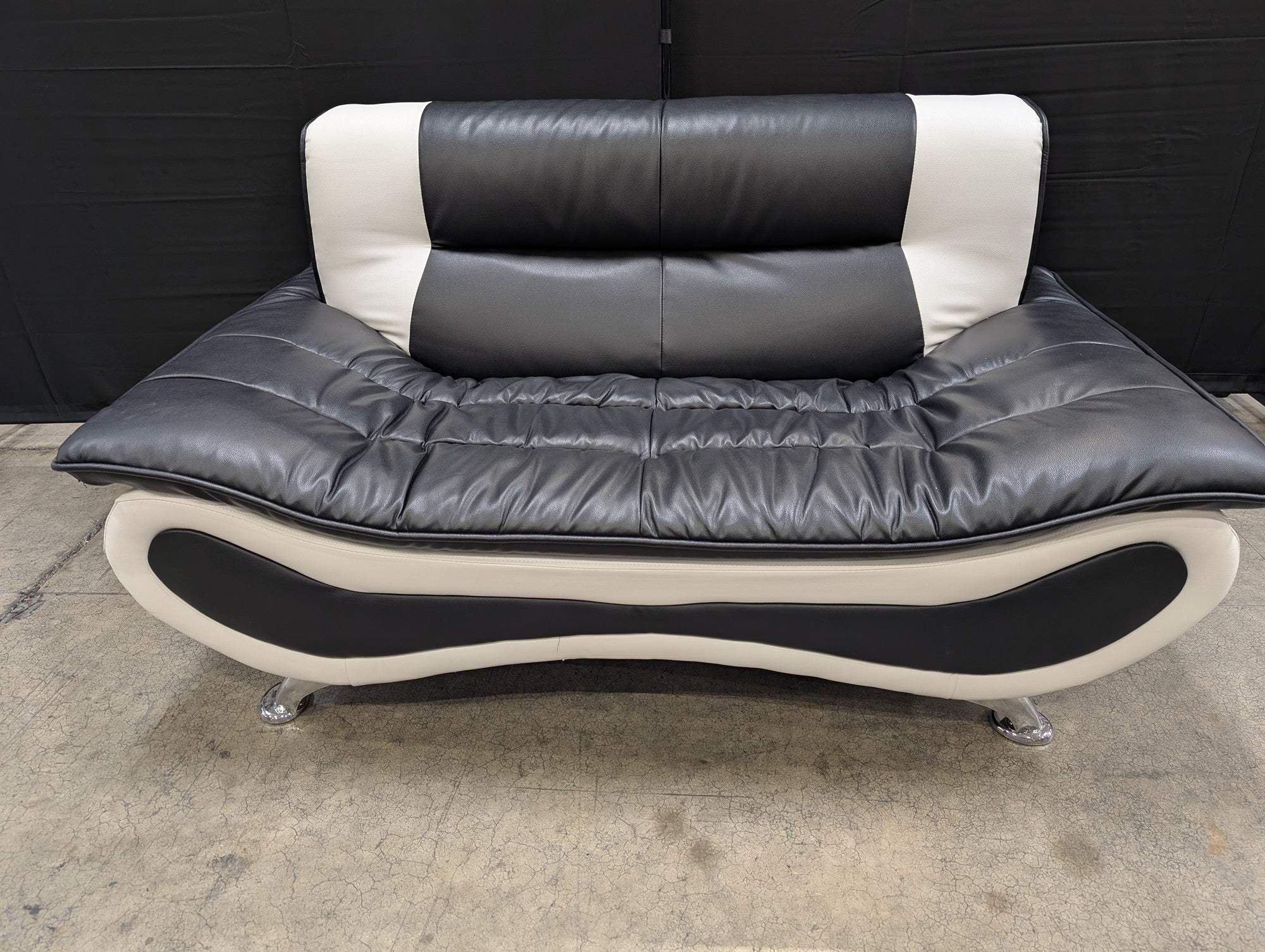 Contemporary Two-Tone Black and Cream Loveseat Sofa