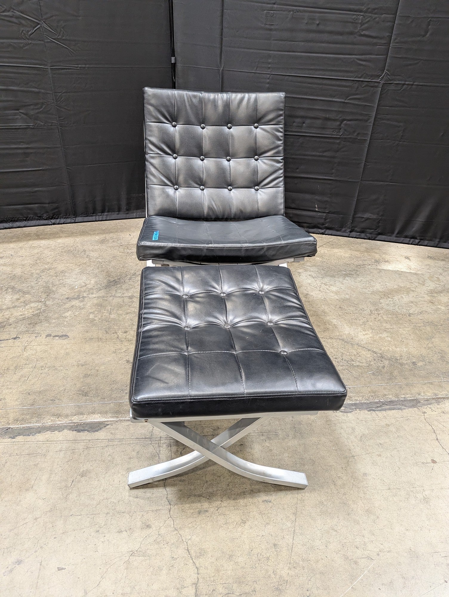 Contemporary Black Tufted Lounge Chair and Ottoman Set