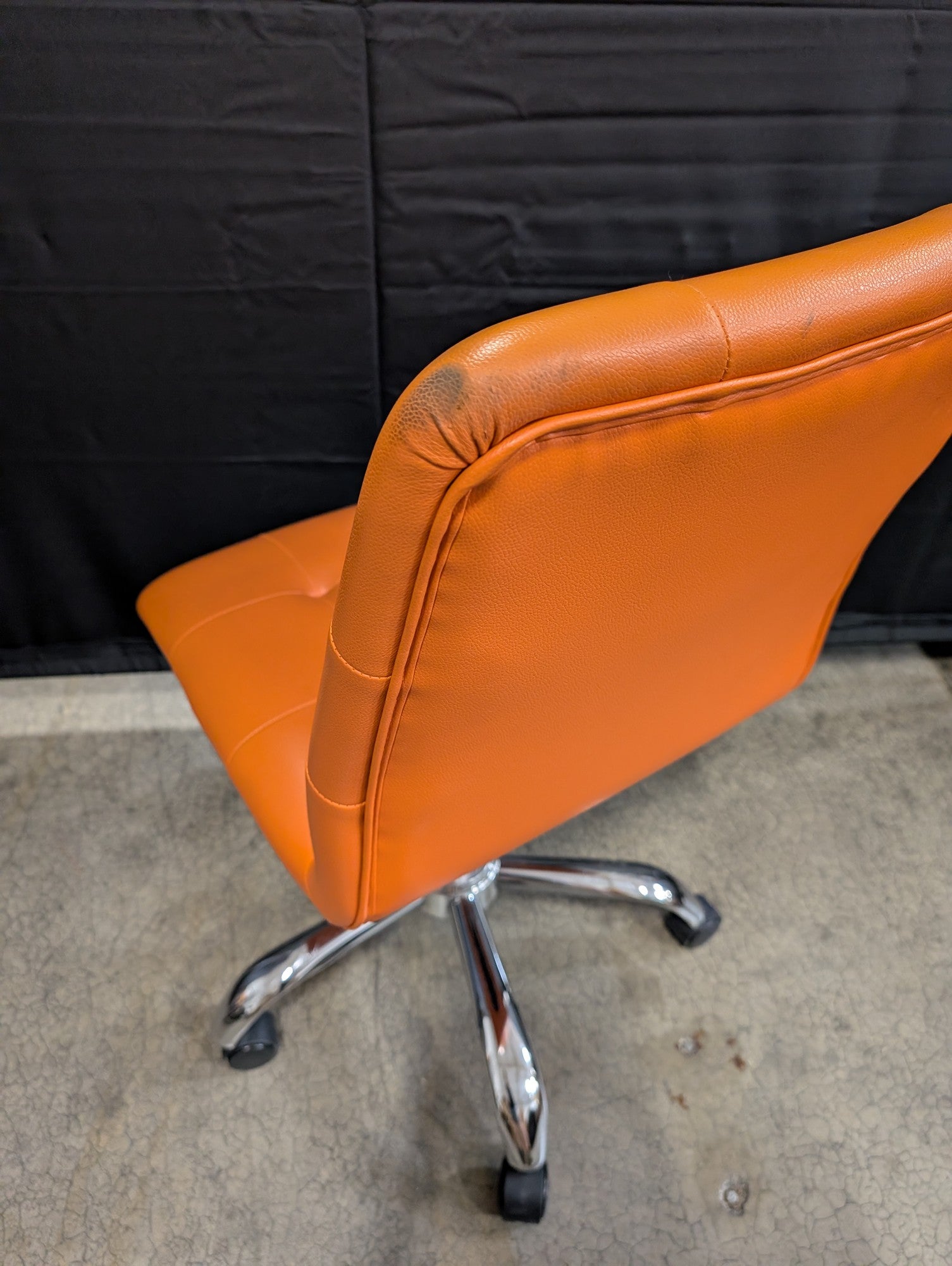 Modway Vibrant Orange Tufted Swivel Office Chair