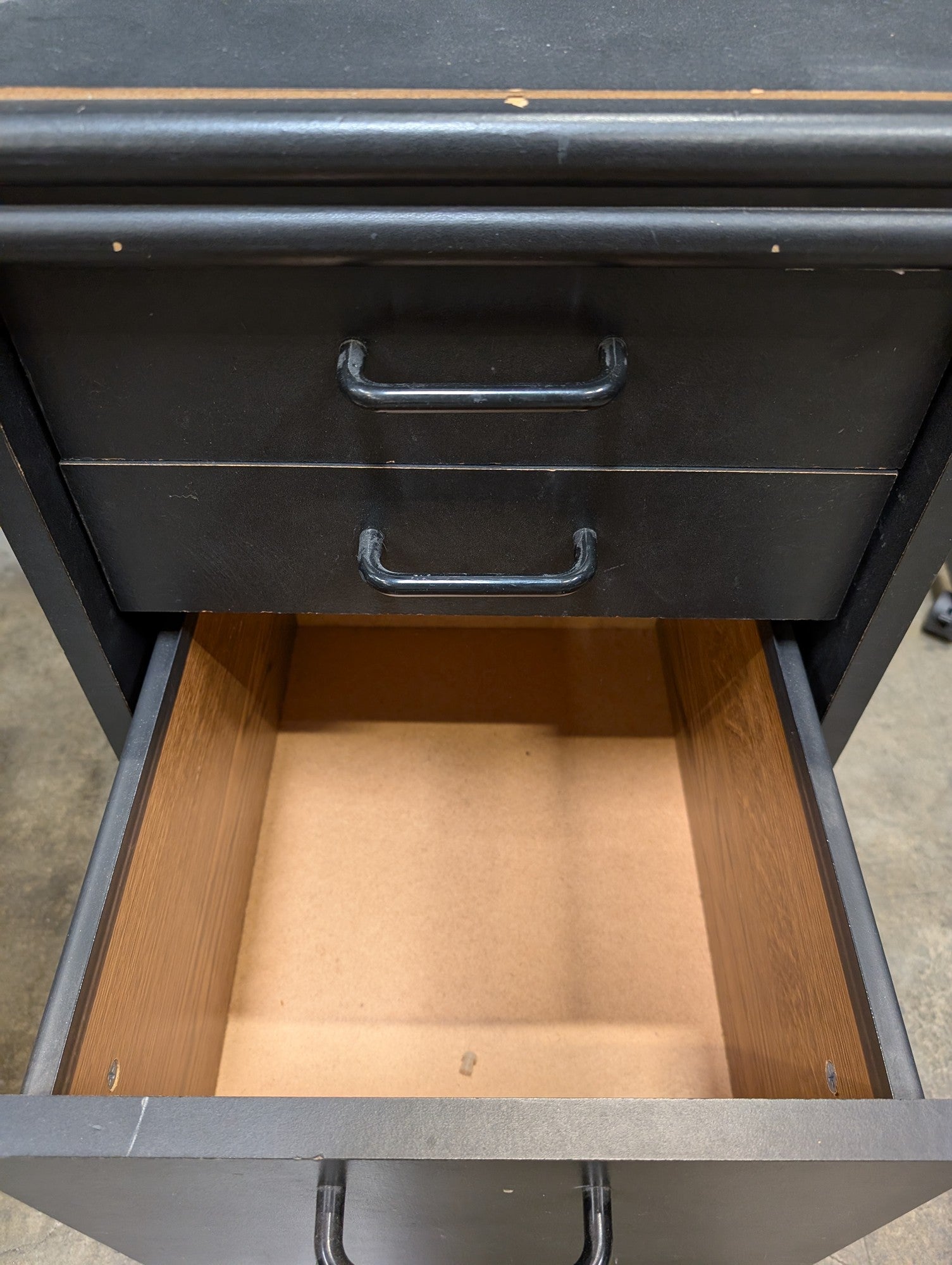 Poor condition Compact Black Three-Drawer Storage Cabinet
