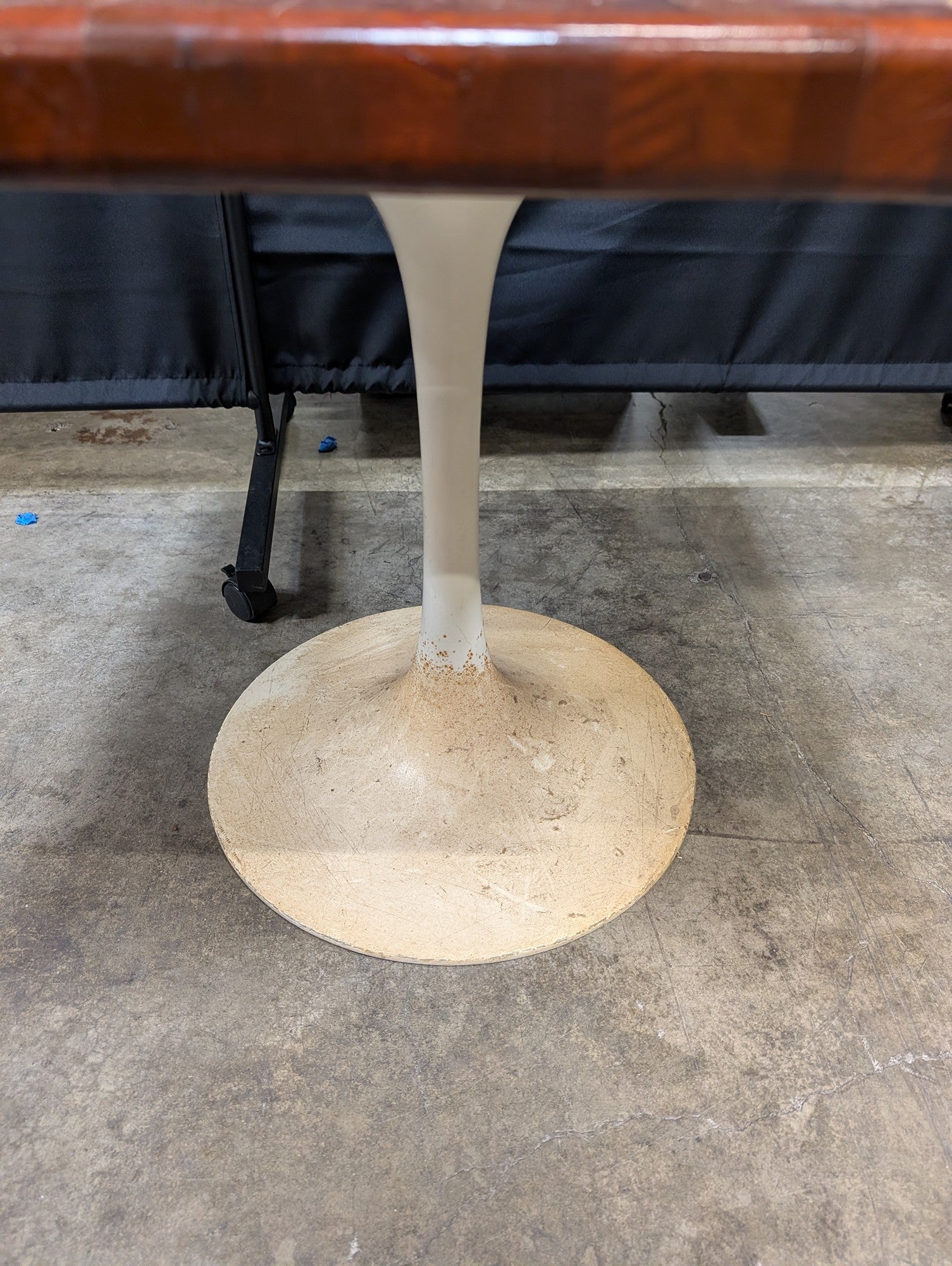 Used *Retro Square Wood Top Pedestal Table