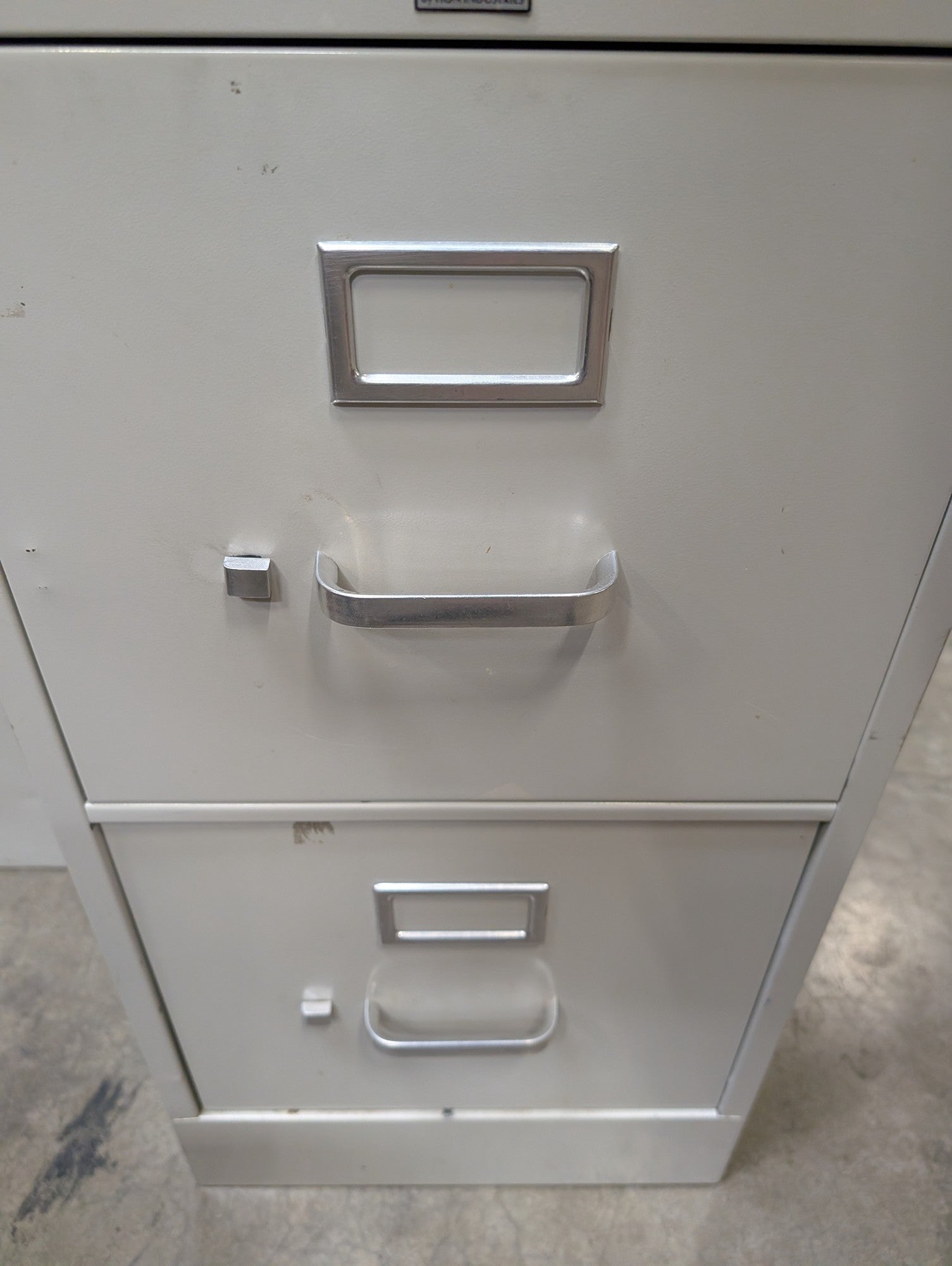 Hon 2000 Series Two-Drawer Metal Filing Cabinet