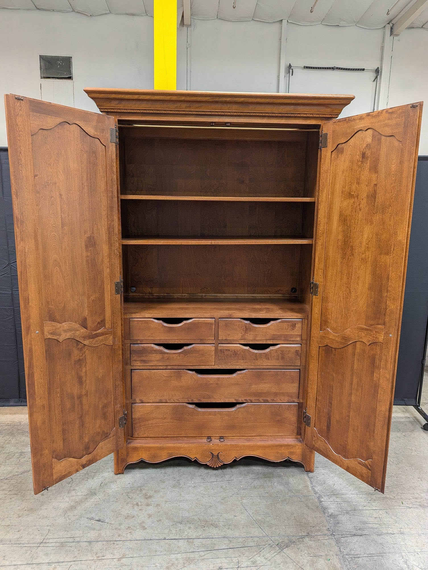 Ethan Allen Solid Wood French Country Armoire / Wardrobe / Dresser – Excellent Condition