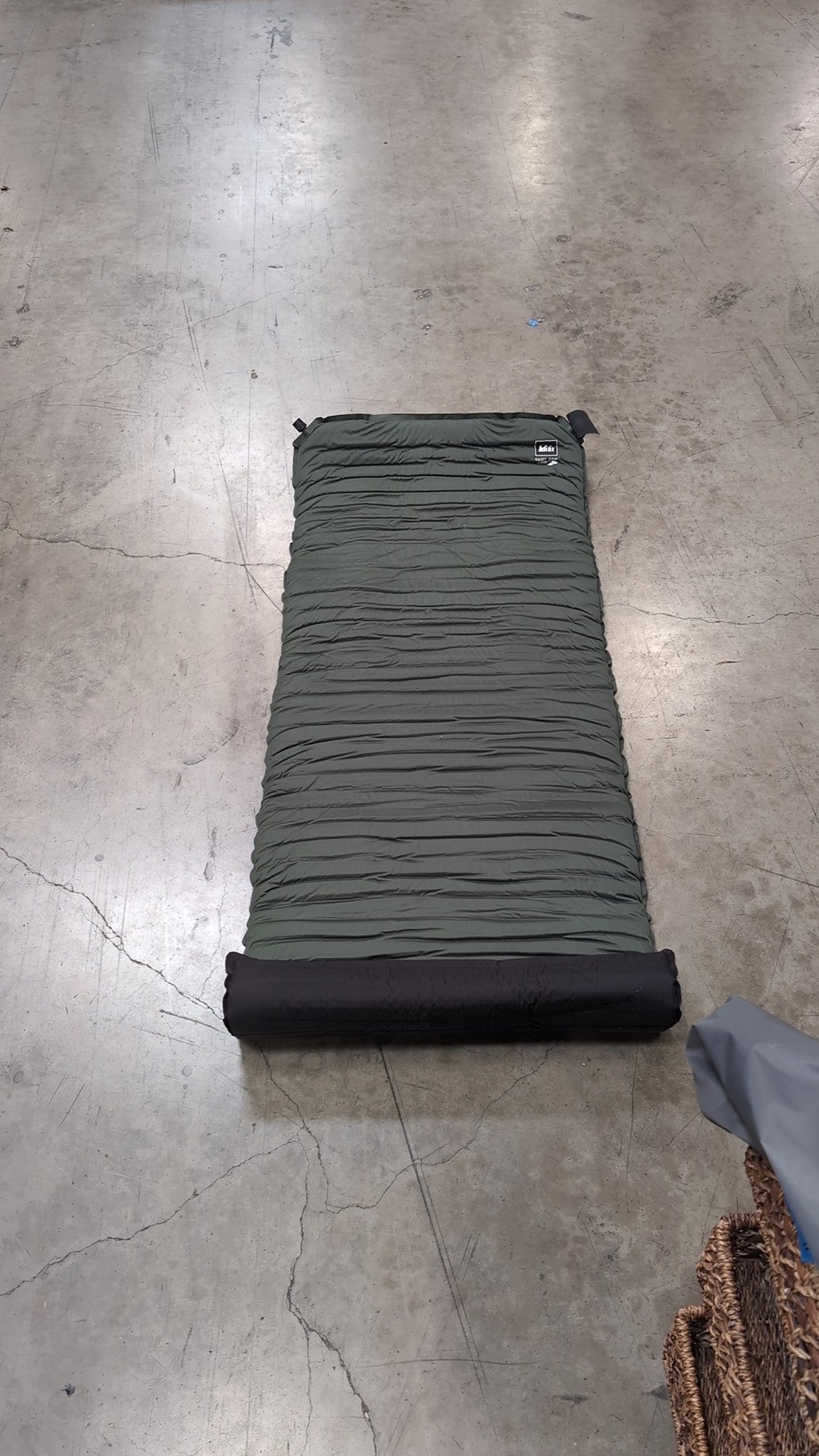 REI Camp Bed 3.5 Regular Self-Inflating Sleeping Pad Outdoor Gear