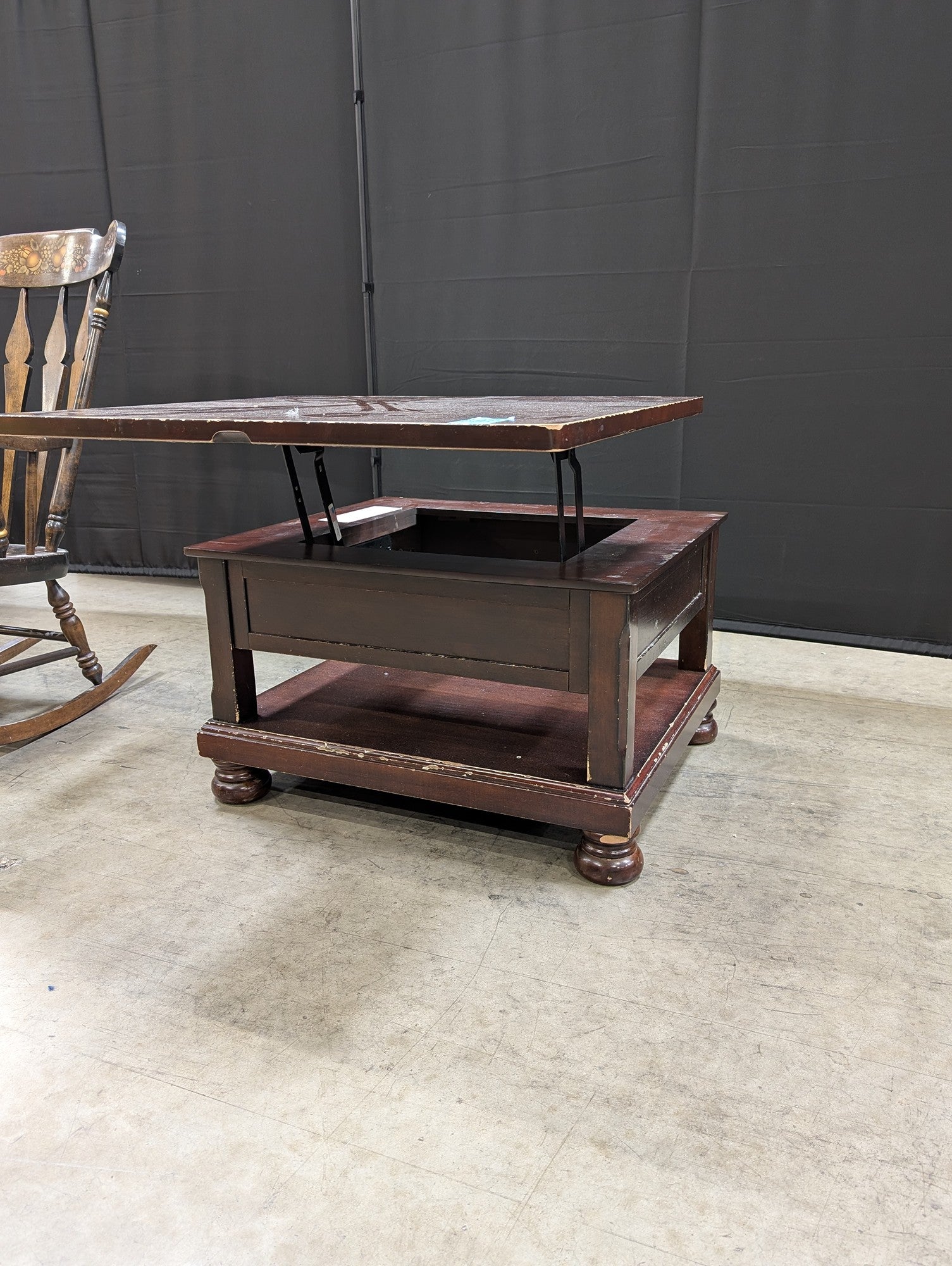 Dark Stained Wood Lift-Top Coffee Table with Storage