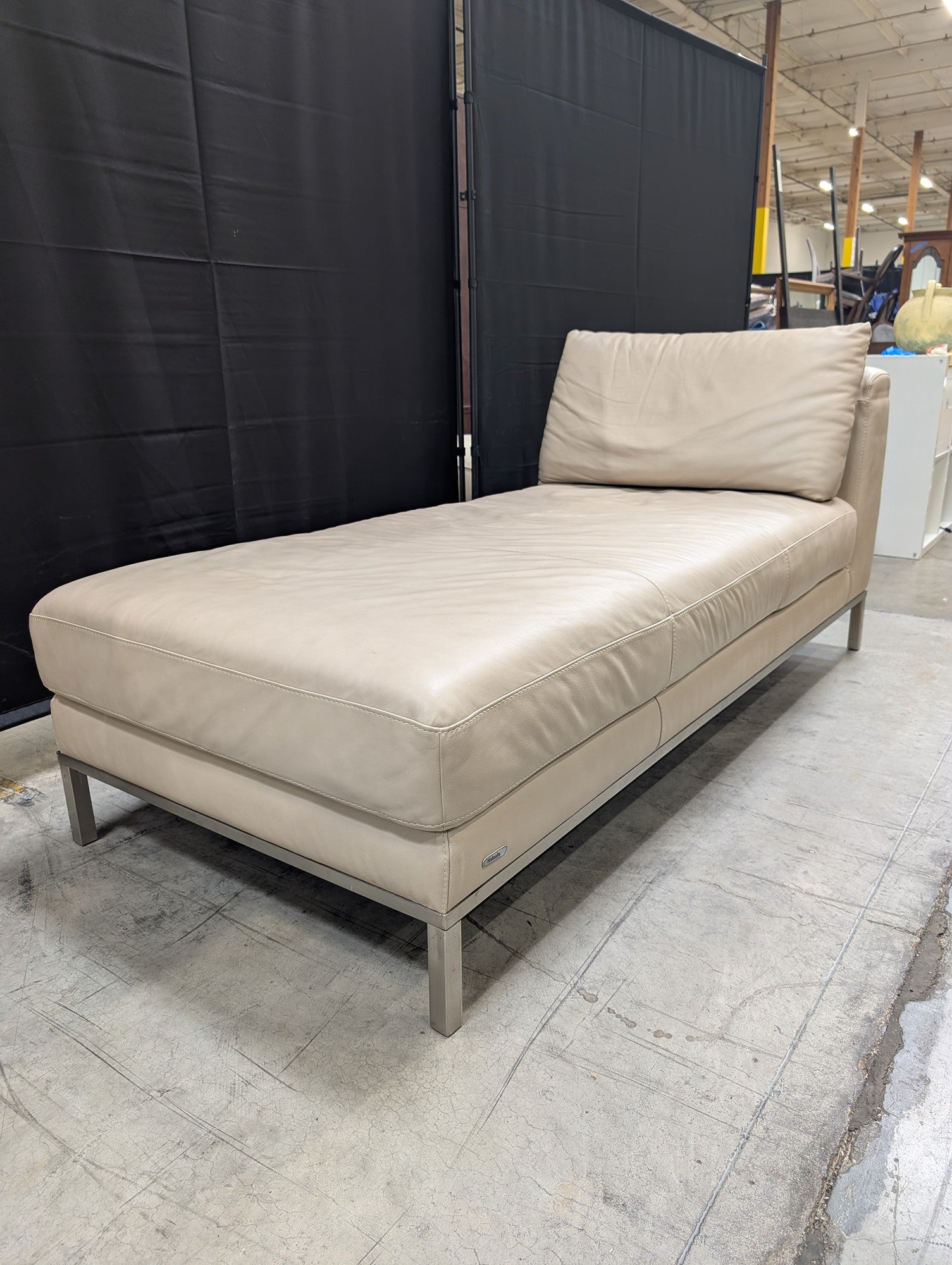 Italsofa Contemporary Beige Leather Chaise Lounge