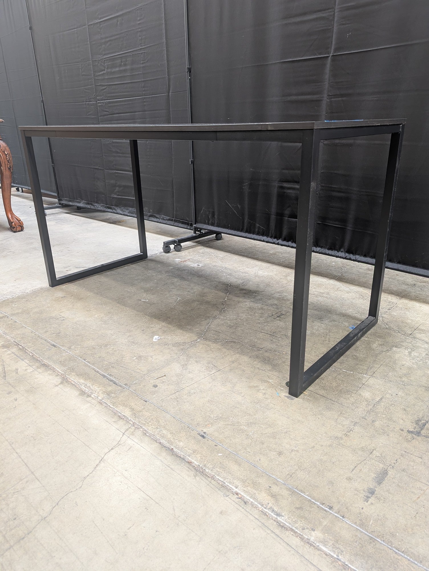 Modern Industrial Style Desk with Dark Wood-Look Top