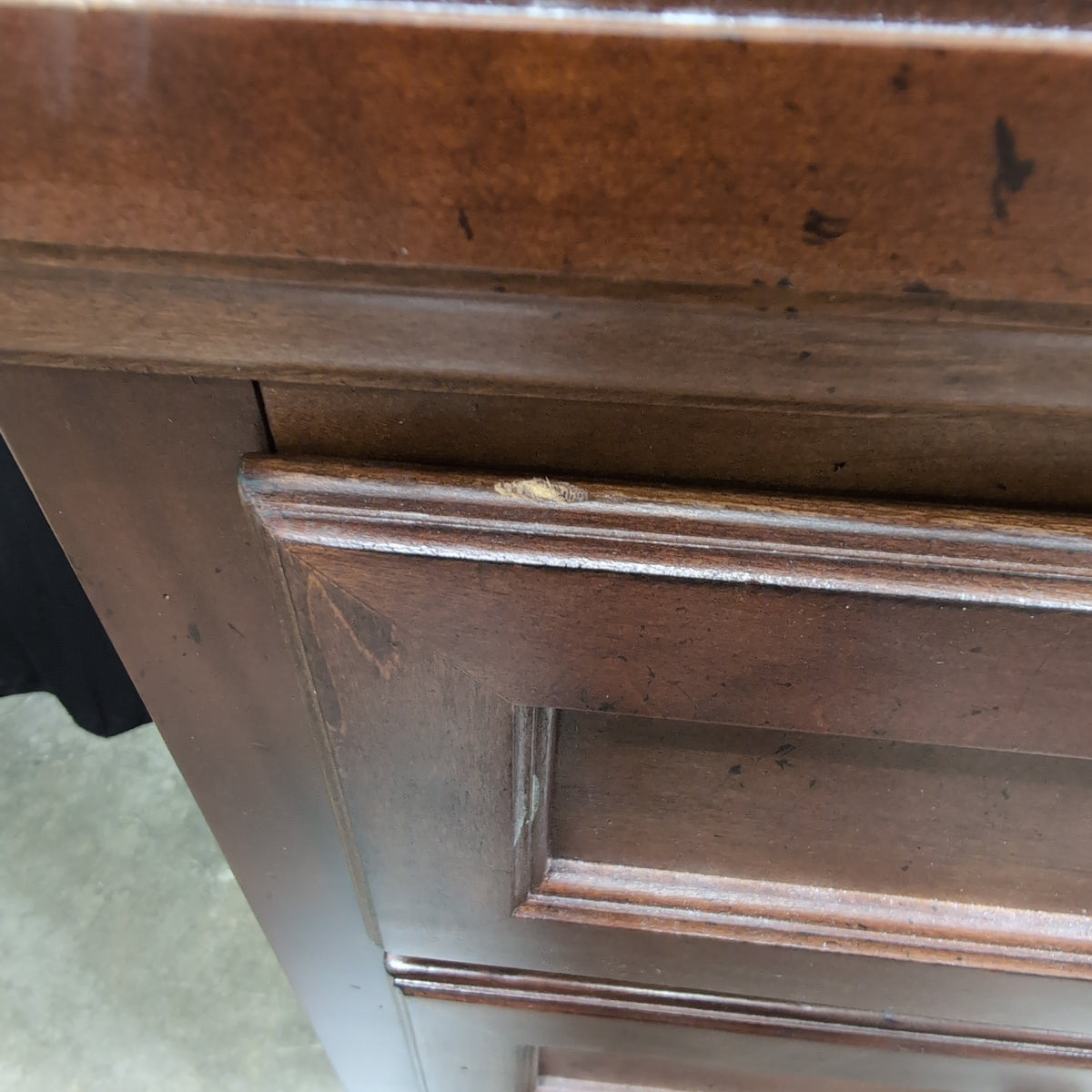 Universal Broadmoore Furniture Traditional Dark Wood Five-Drawer Nightstand