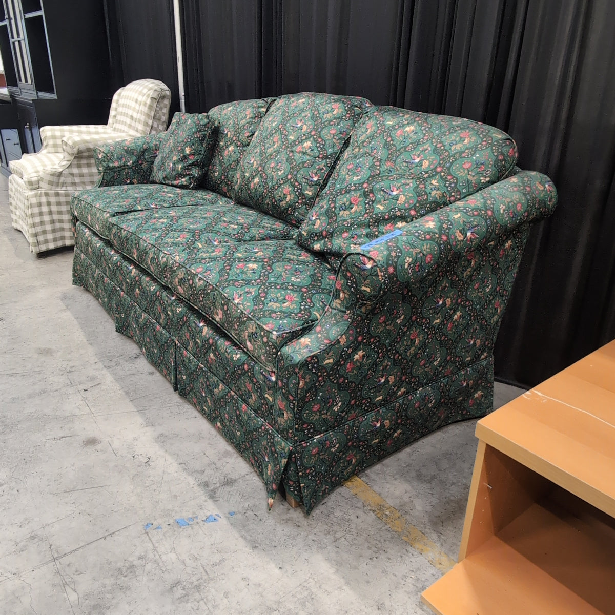 Green Floral Pattern Three-Cushion Couch