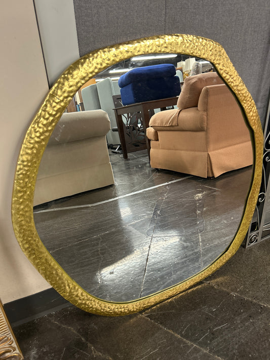 Round Gold Accent Mirror