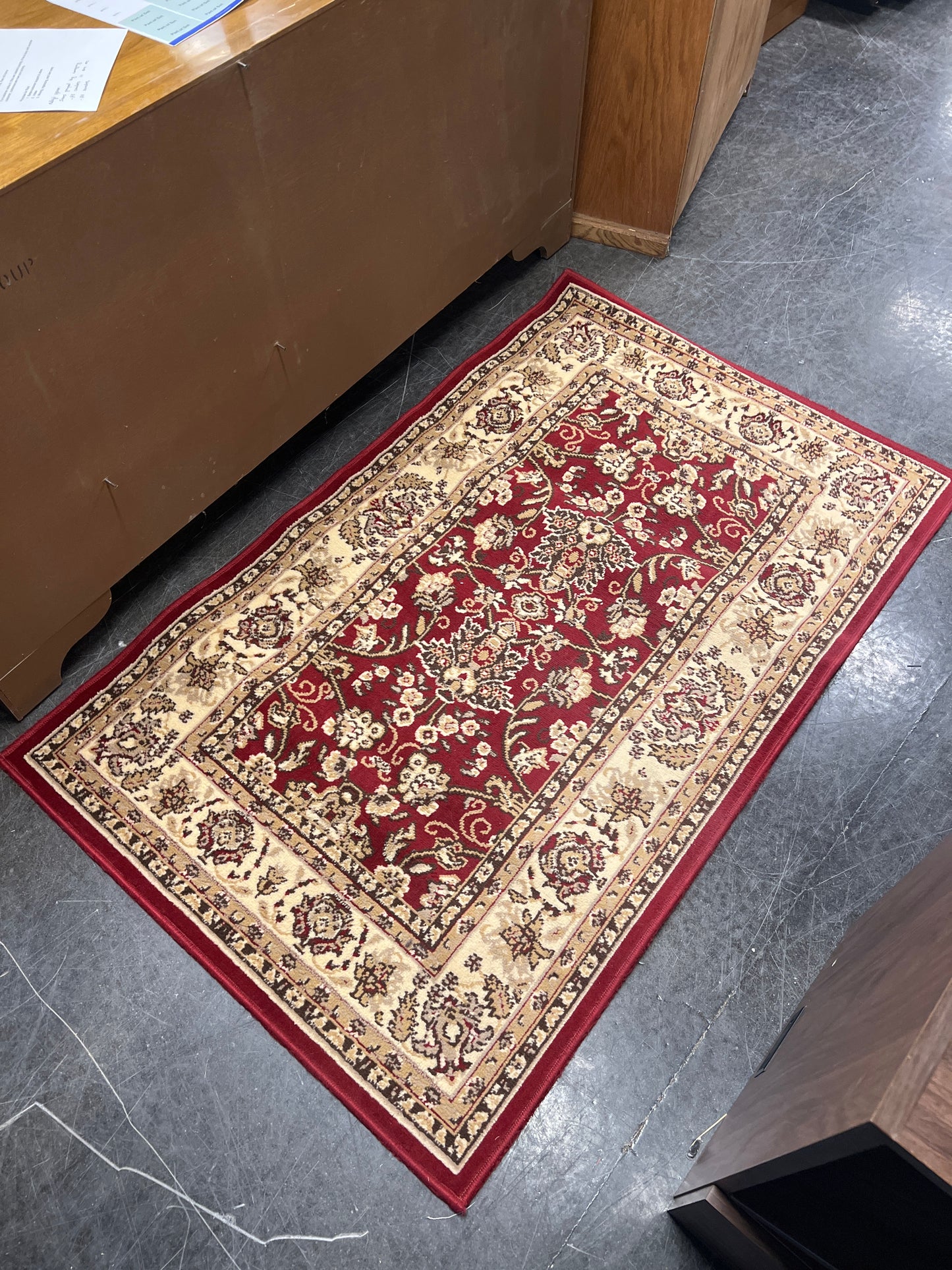 Kashan Collection Burgundy Area Rug (3x5)