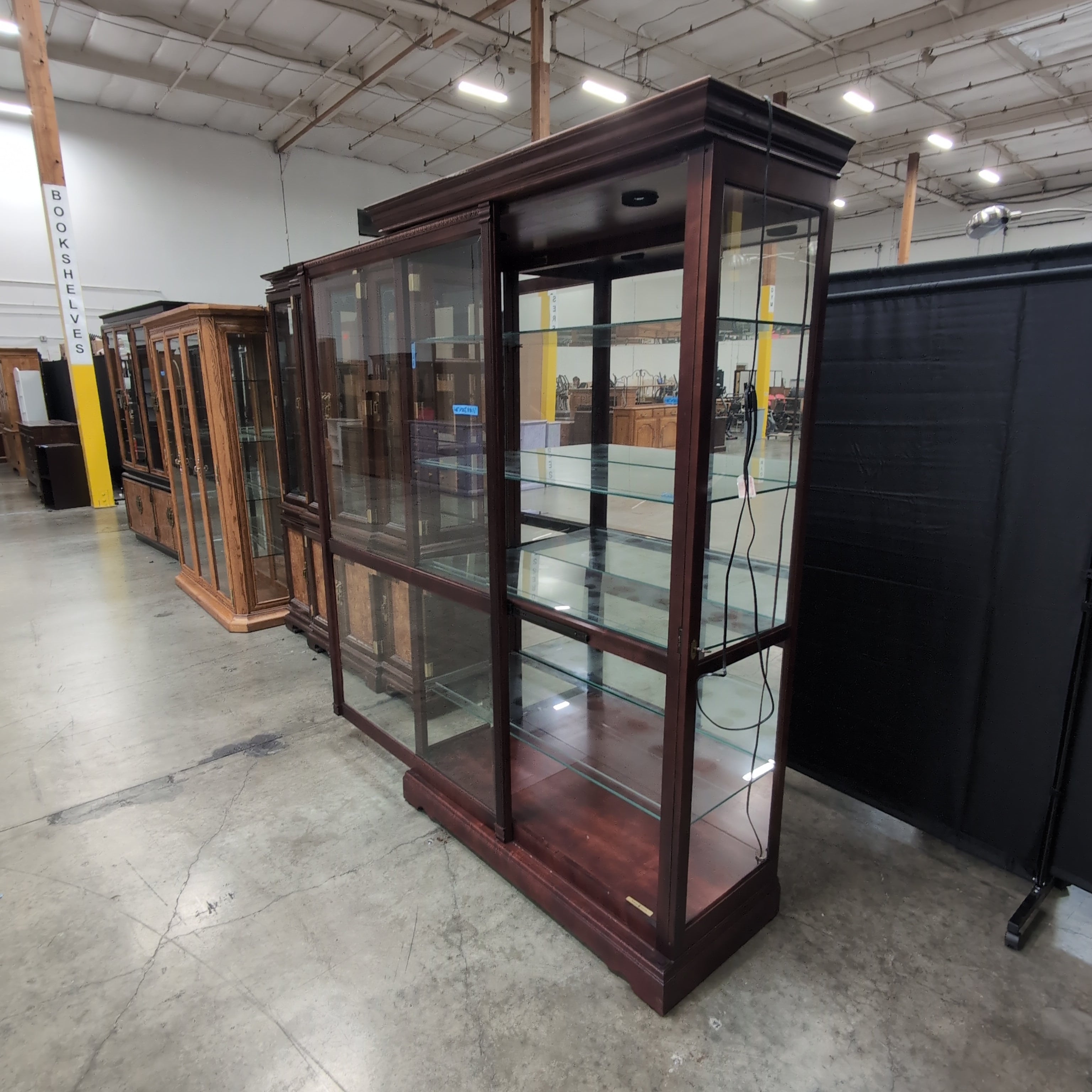 Howard Miller Townsend Curio Cabinet Traditional Dark Wood China Cabinet with Glass Shelves