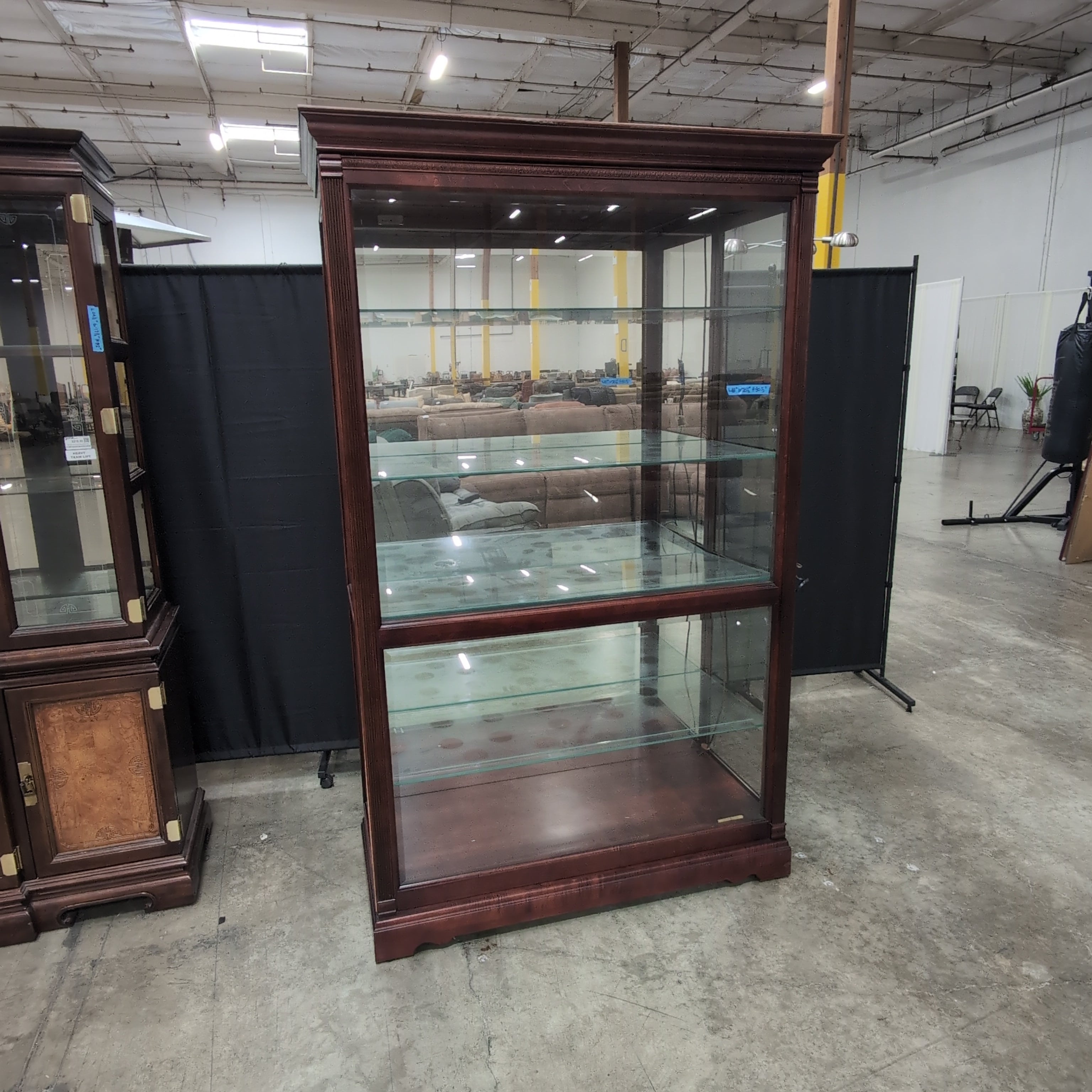 Howard Miller Townsend Curio Cabinet Traditional Dark Wood China Cabinet with Glass Shelves