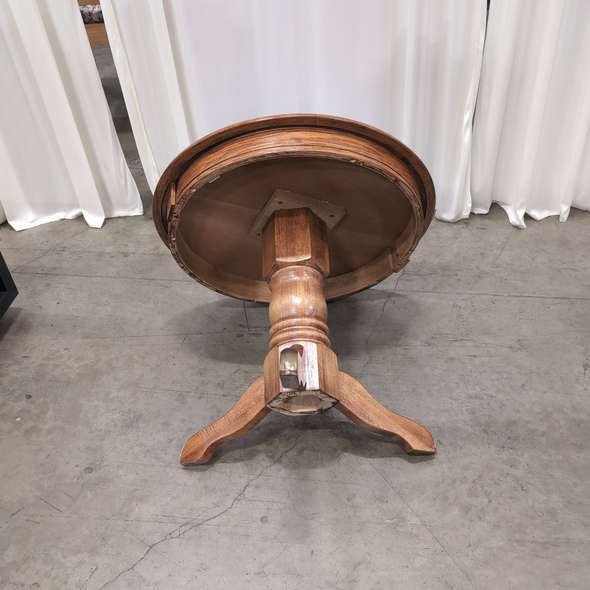 Round Brown Wood End Table with Pedestal Base
