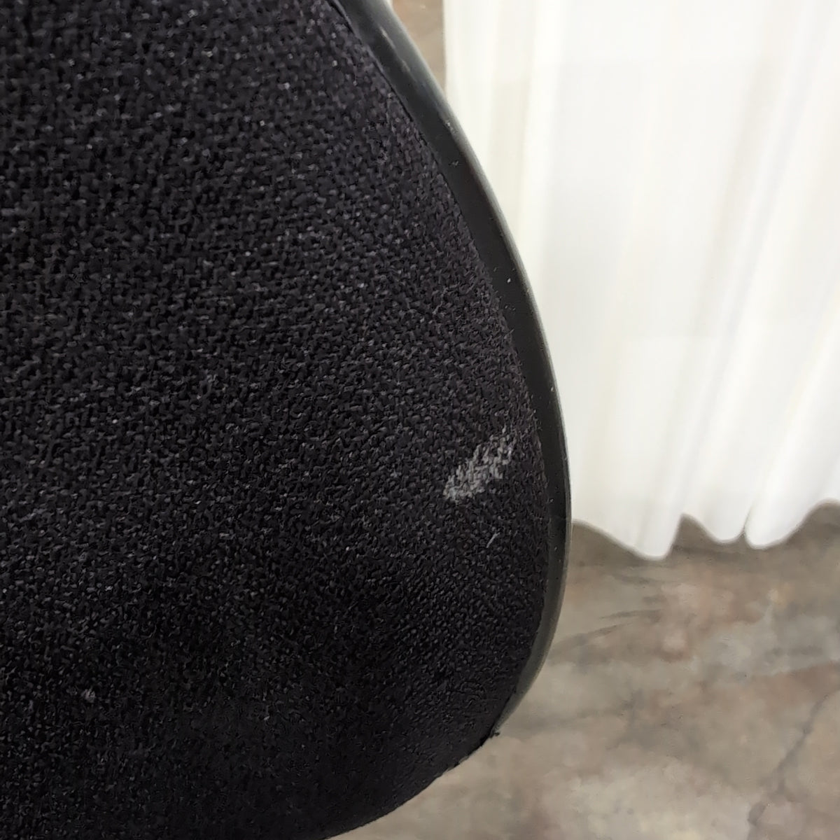 Black Fabric Swivel Office Chair with Casters