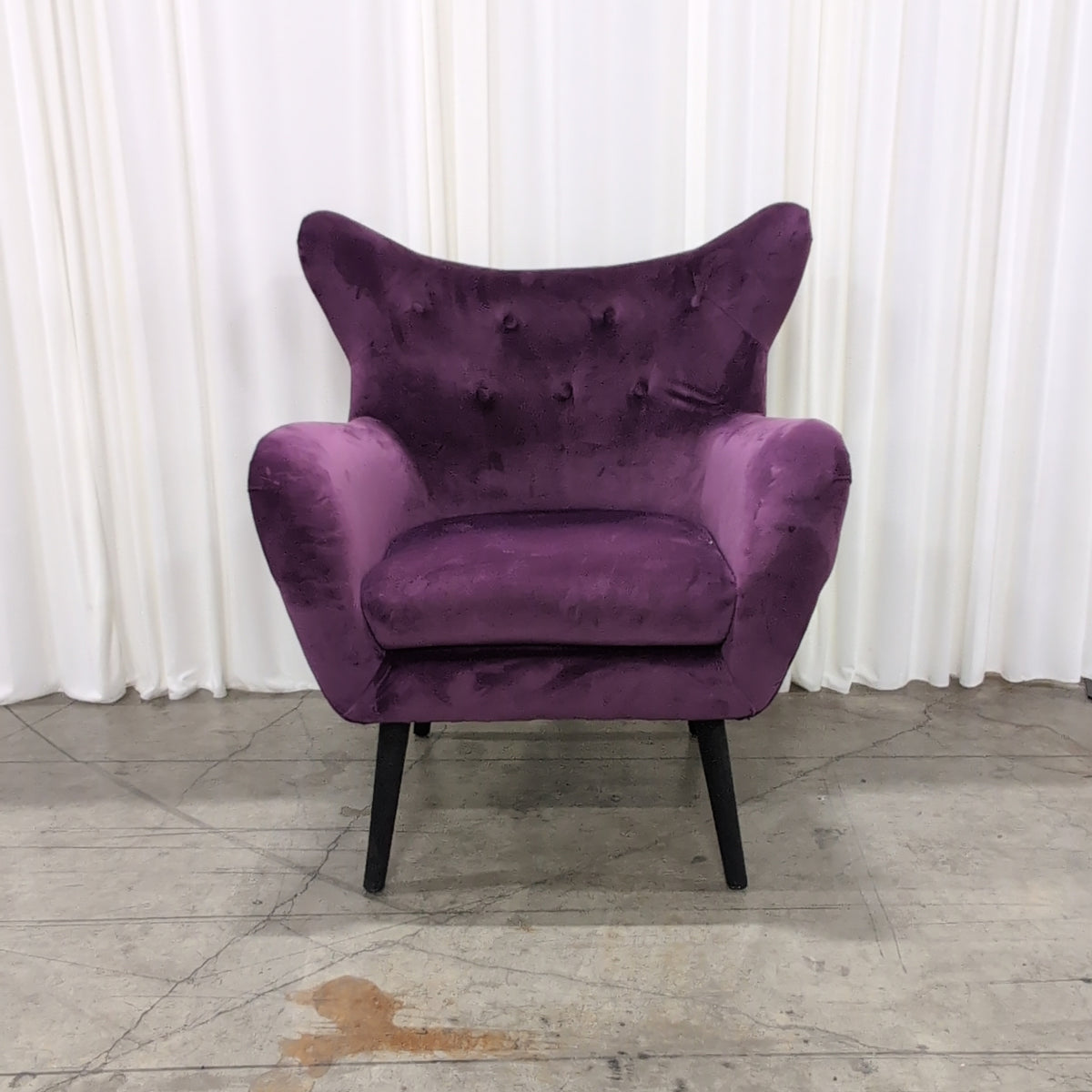 Curved Magenta Velvet Tufted Accent Chair