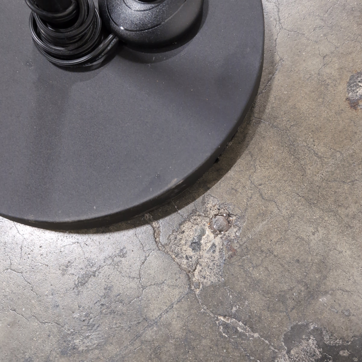 Industrial Black Metal Three-Light Floor Lamp