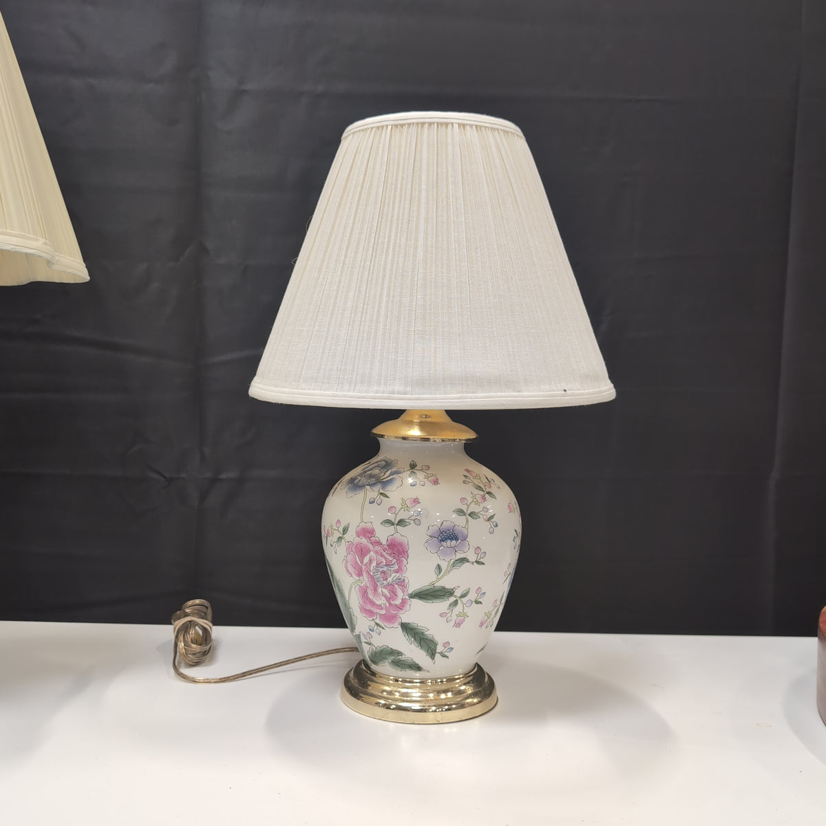 Antique Style Floral Porcelain Table Lamp