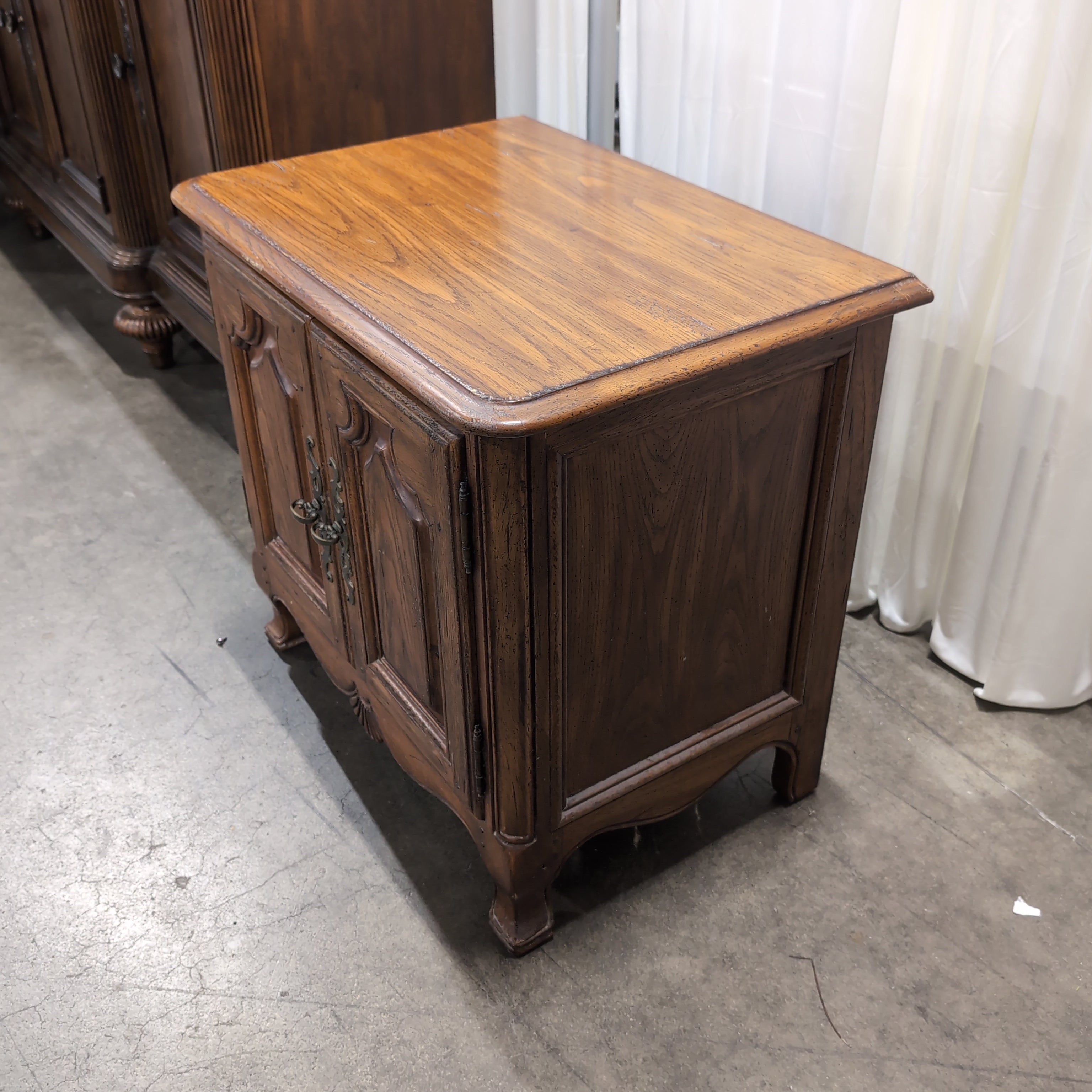 Heritage Traditional Dark Wood Two-Door Nightstand with Ornate Hardware