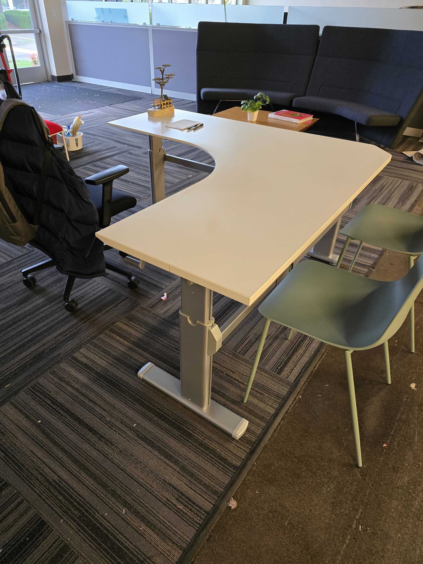 Corner desk- crank lift for seating height