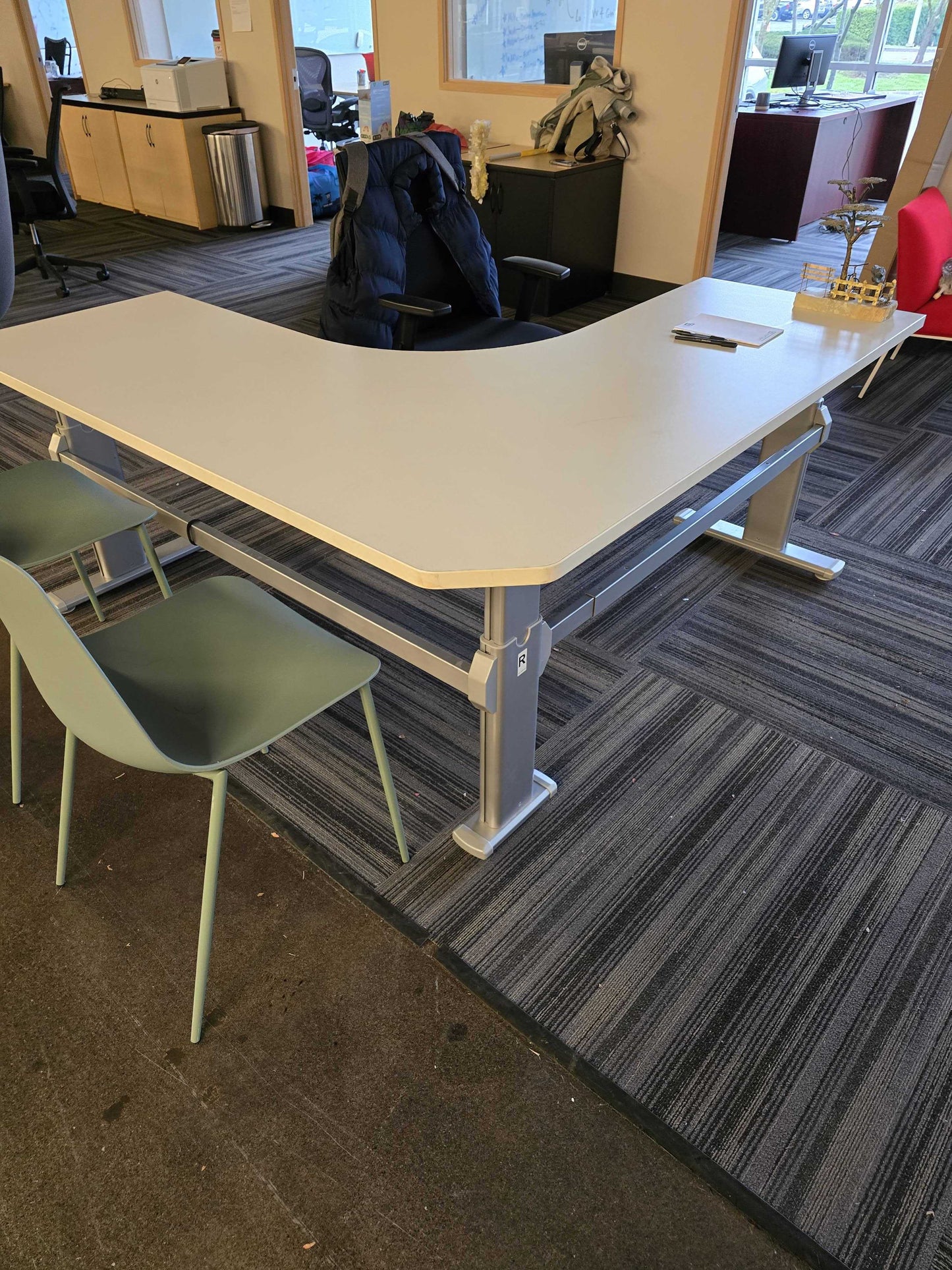 Corner desk- crank lift for seating height