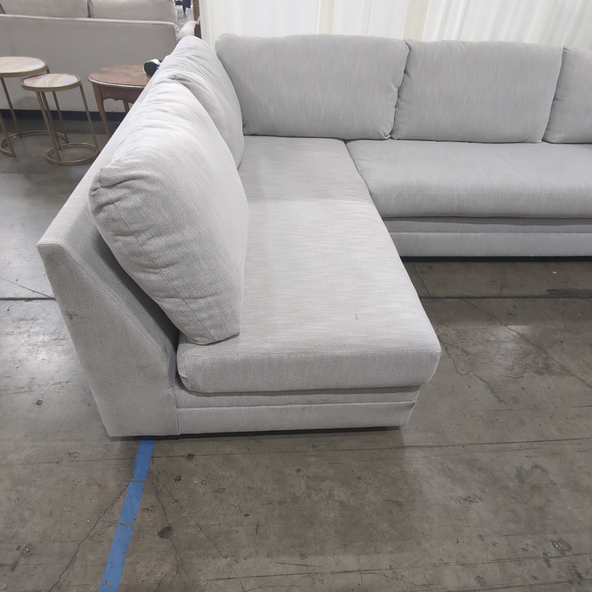 Light Grey Contemporary Sectional Couch in Upholstered Fabric