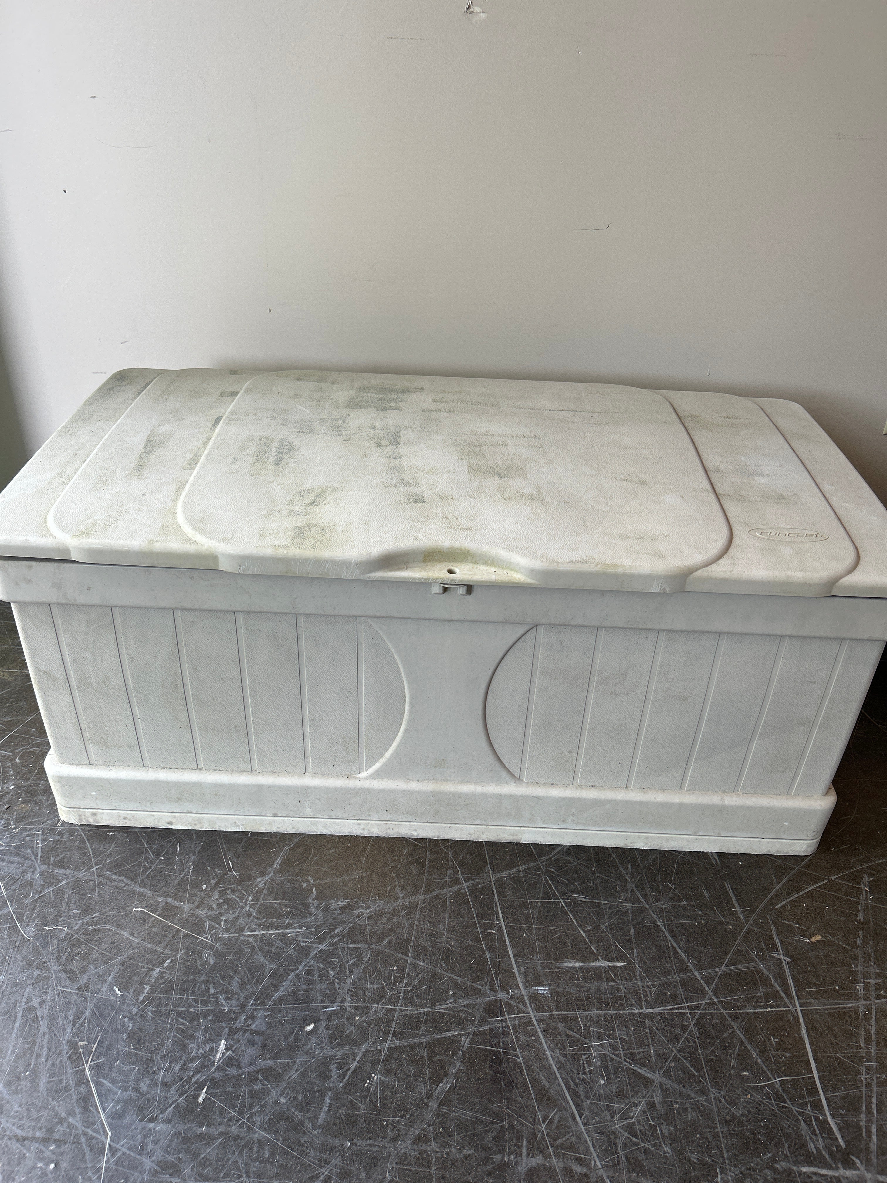 Suncast White Plastic Outdoor Storage Trunk