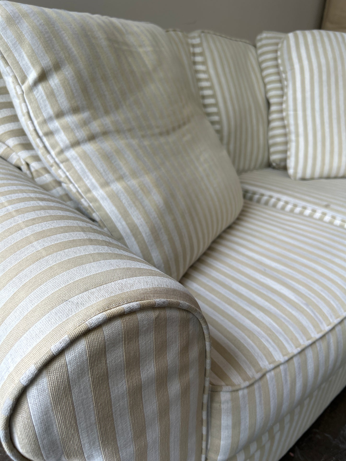 Bauhaus White Striped Love Seat