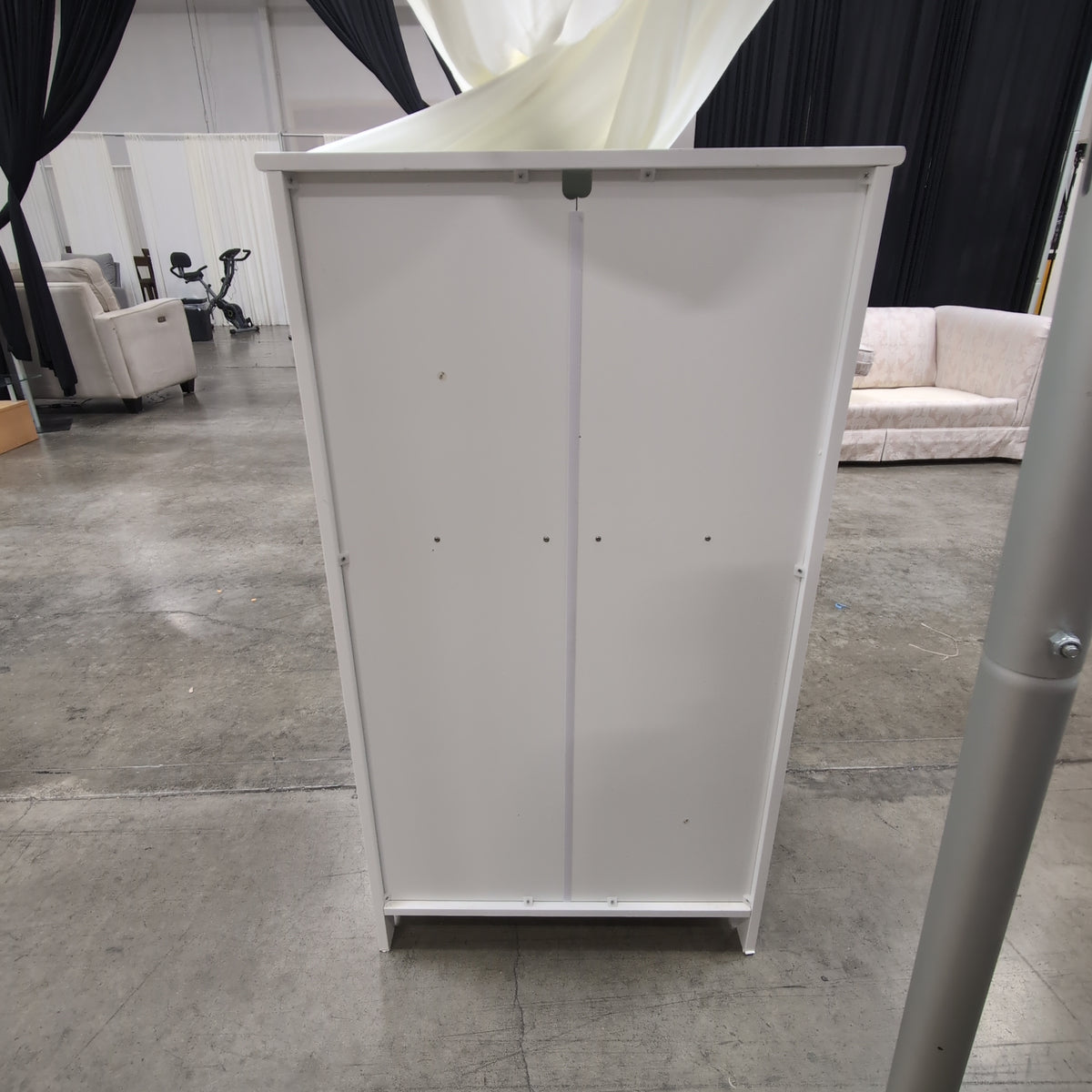 White Painted Wood Storage Cabinet with Glass Doors