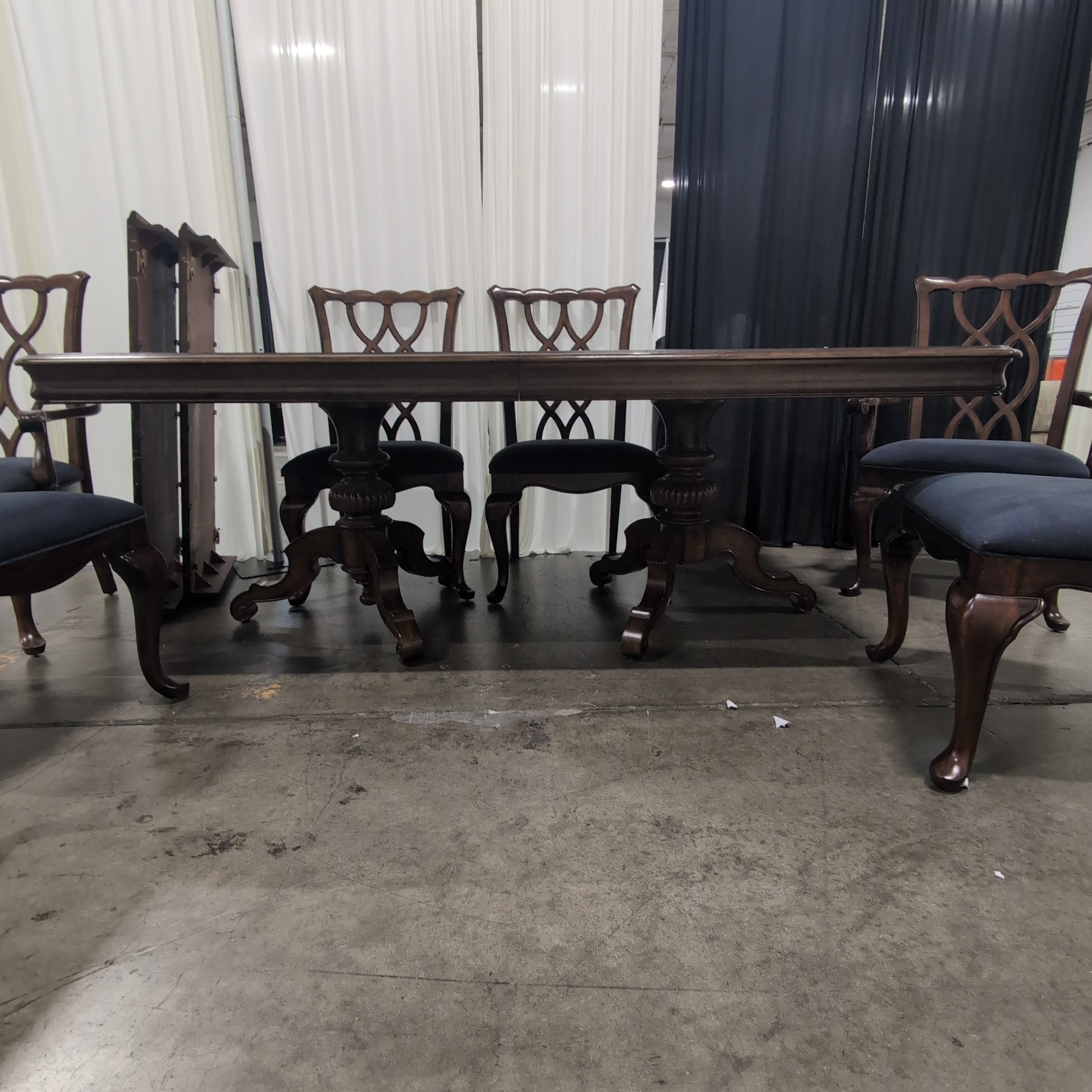 Traditional Dark Wood Dining Table with Cabriole Legs