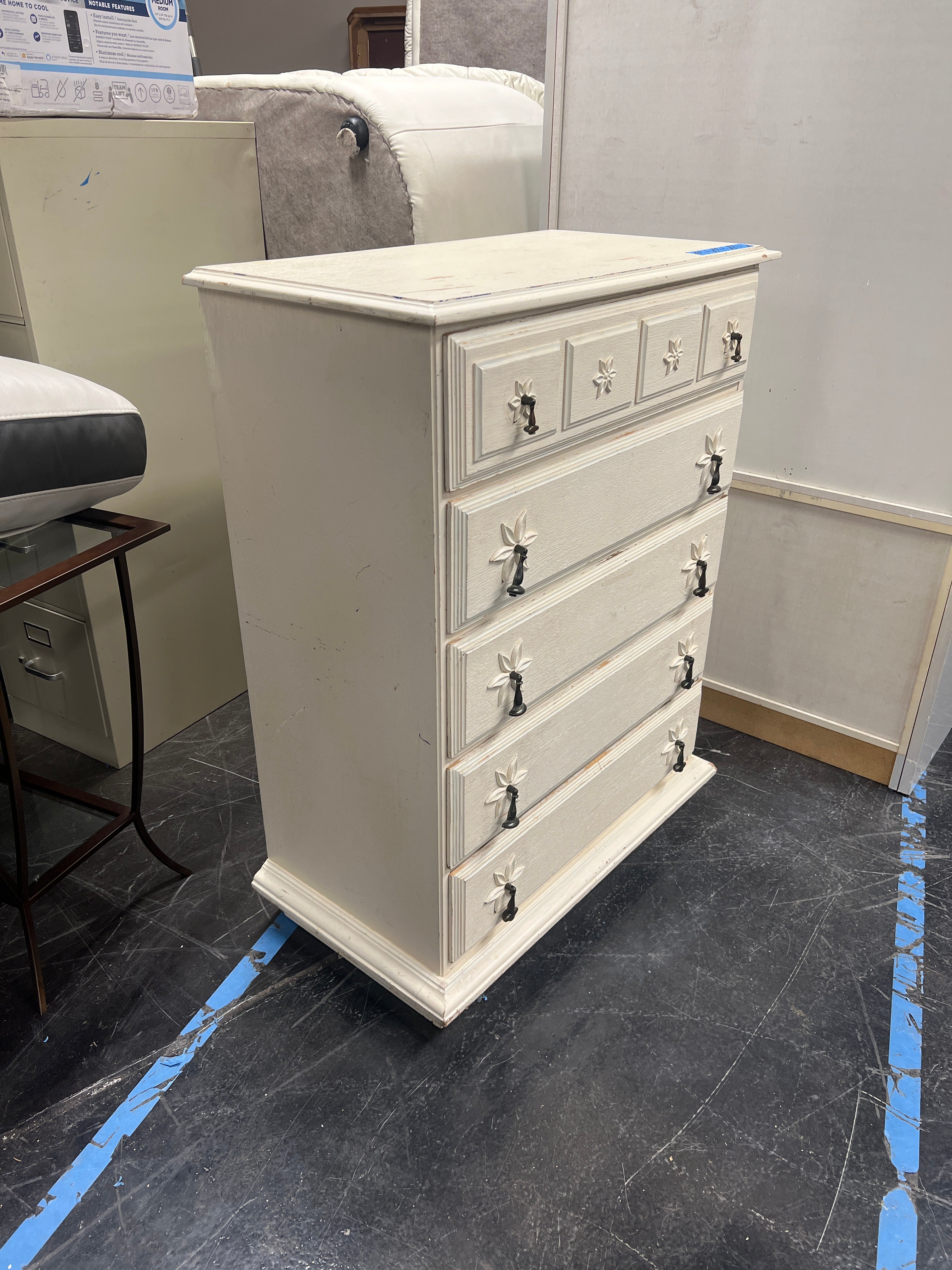 Charming Off-White Wooden Five-Drawer Dresser