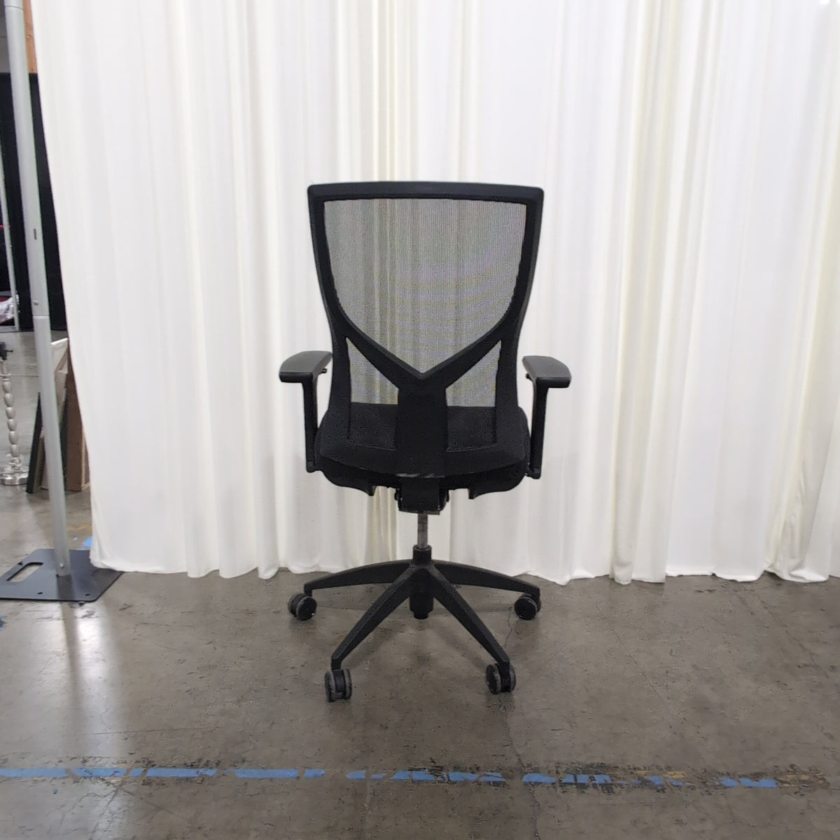Black Mesh Back Swivel Office Chair with Adjustable Arms