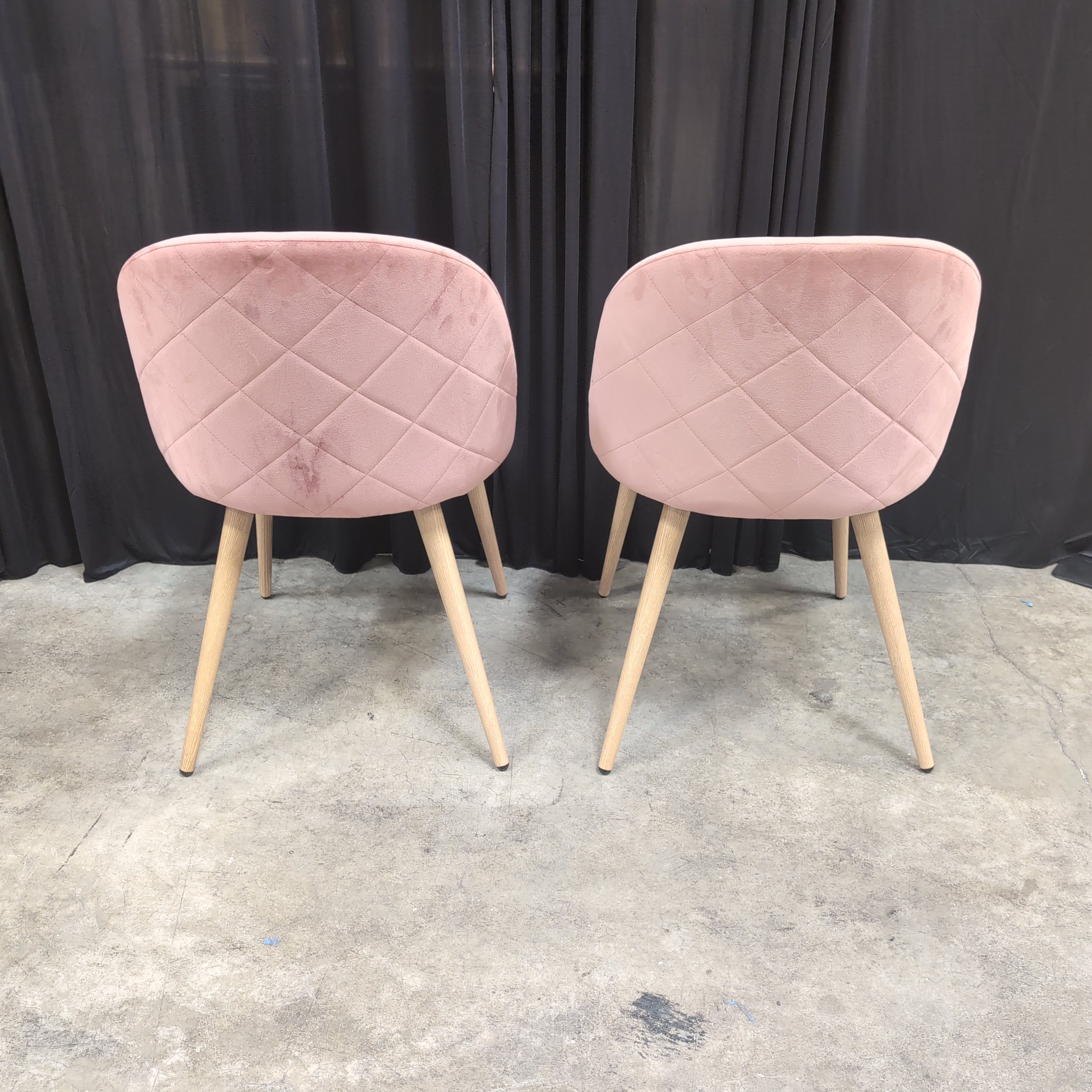 Set of Two Modern Pink Dining Chairs in Velvet