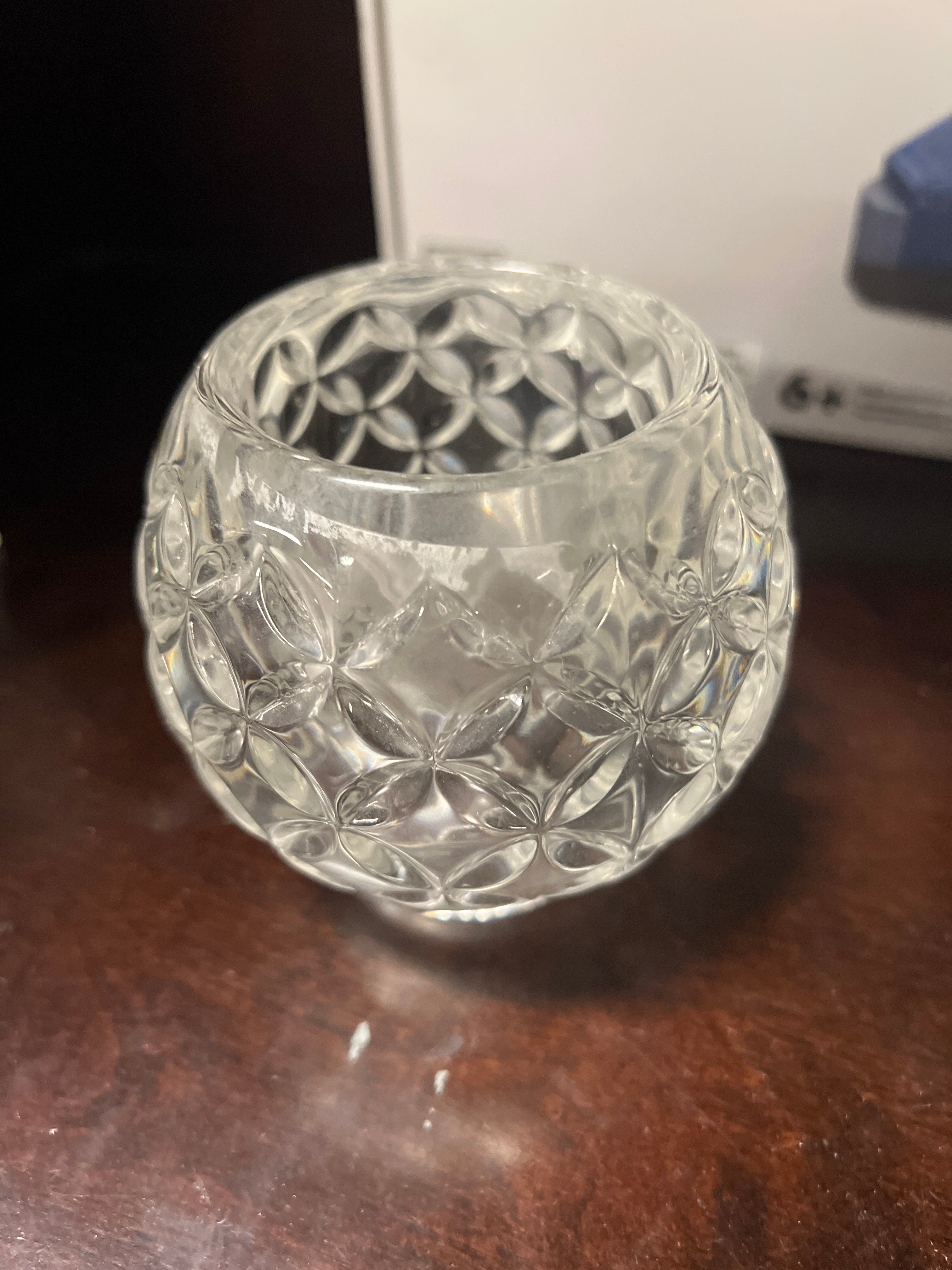 Crystal candle holder