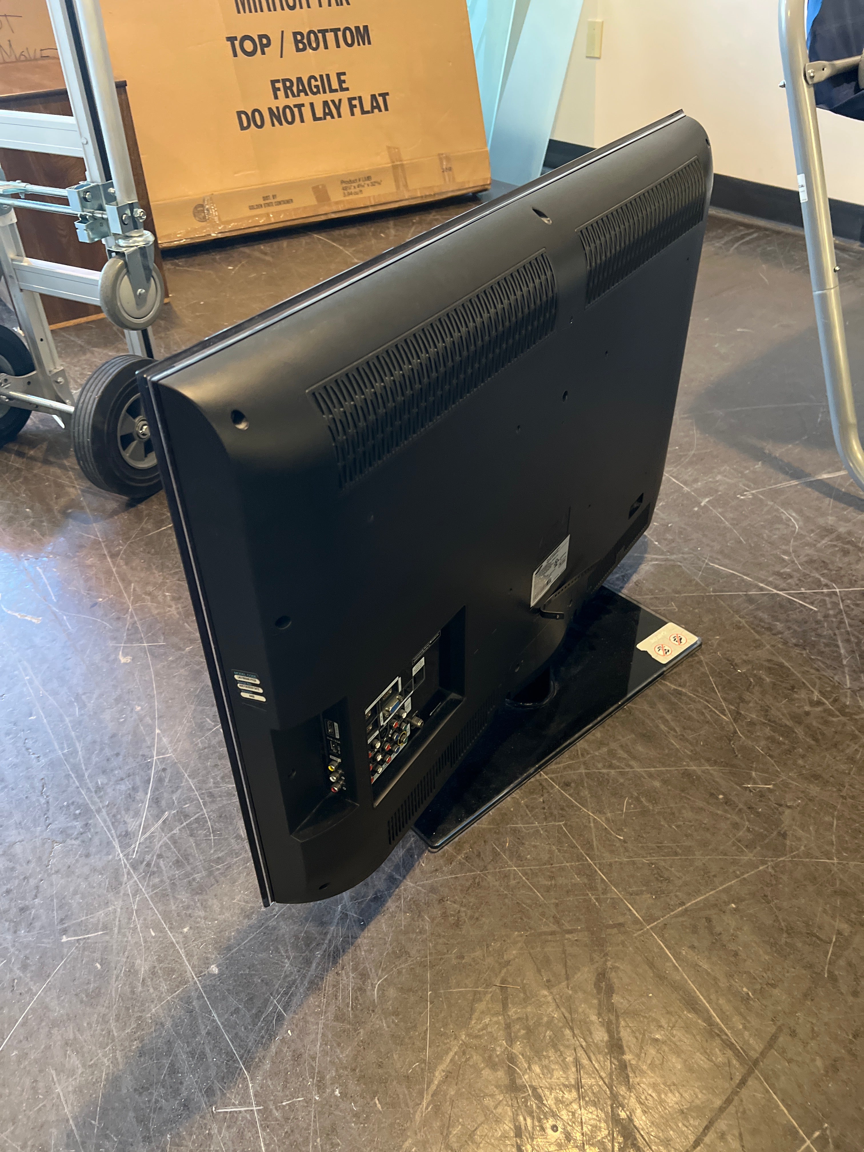 SAMSUNG LN37B550K1F 37-inch Flat-Panel LCD Television