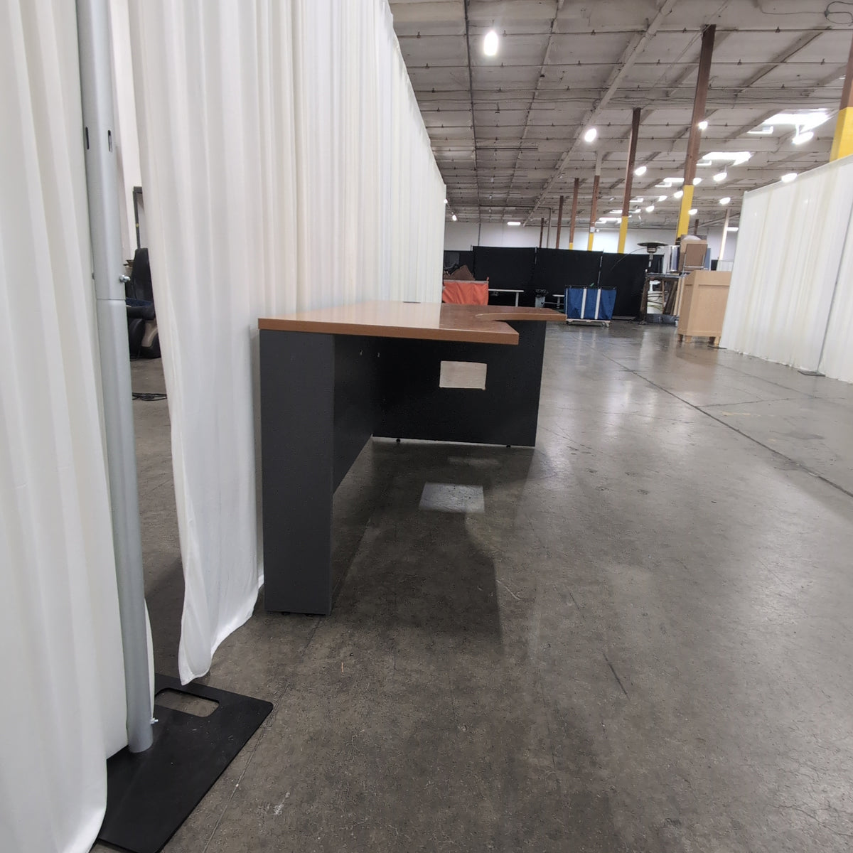 Modern Light Wood Laminate Office Desk with Curved Cutout