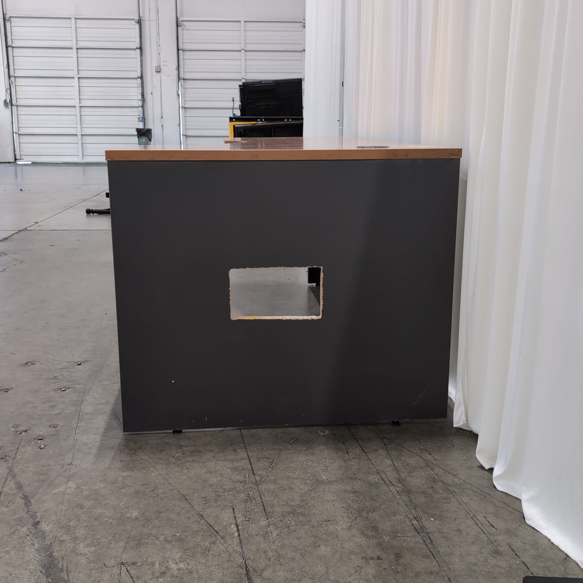 Modern Light Wood Laminate Office Desk with Curved Cutout