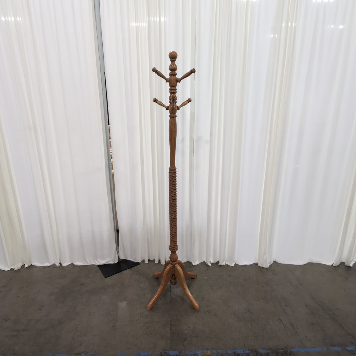 Traditional Light Brown Wood Coat Rack