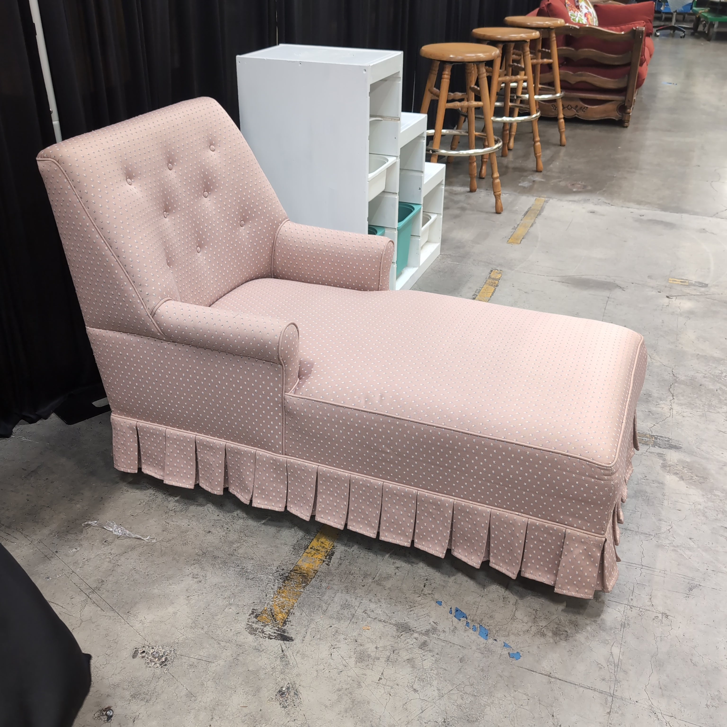 Pink Dotted Upholstered Chaise Lounge with Skirted Base