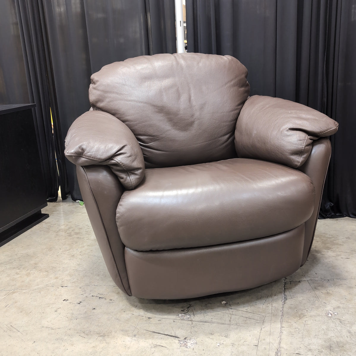 Plush Brown Leather Recliner