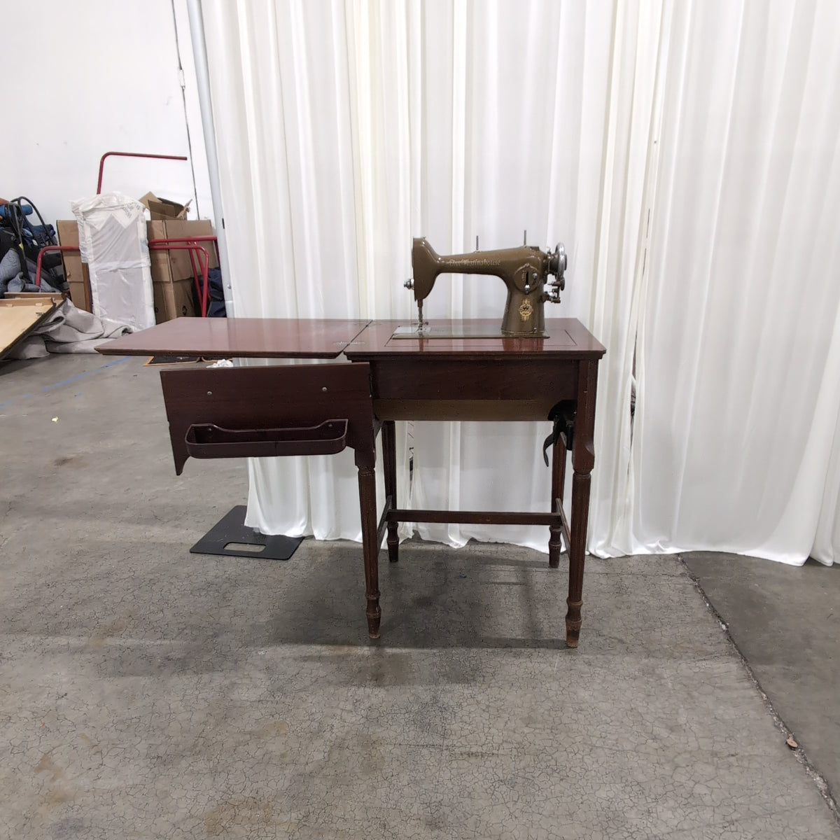 Tree-Westinghouse Dark Brown Wood Antique Sewing Machine