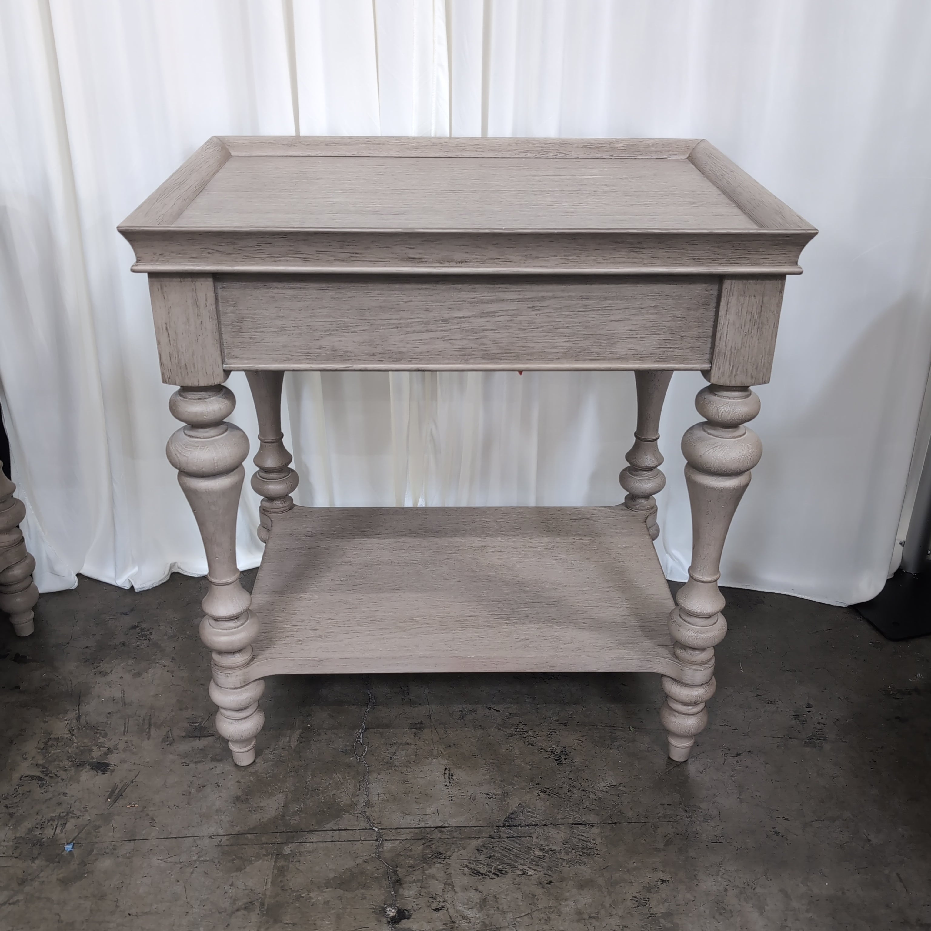 Light Greige Wood Nightstand with Turned Legs