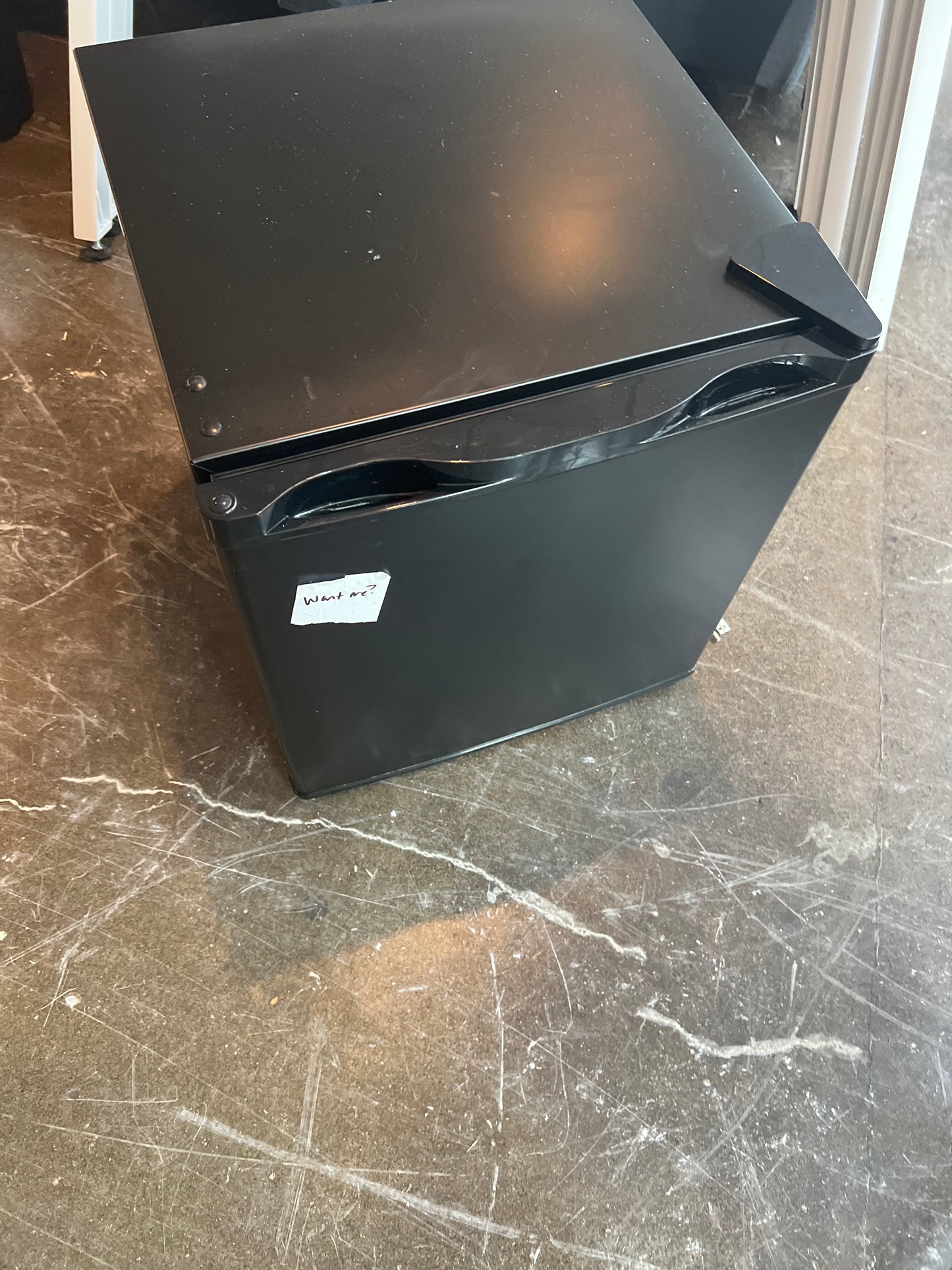 Black compact Mini fridge