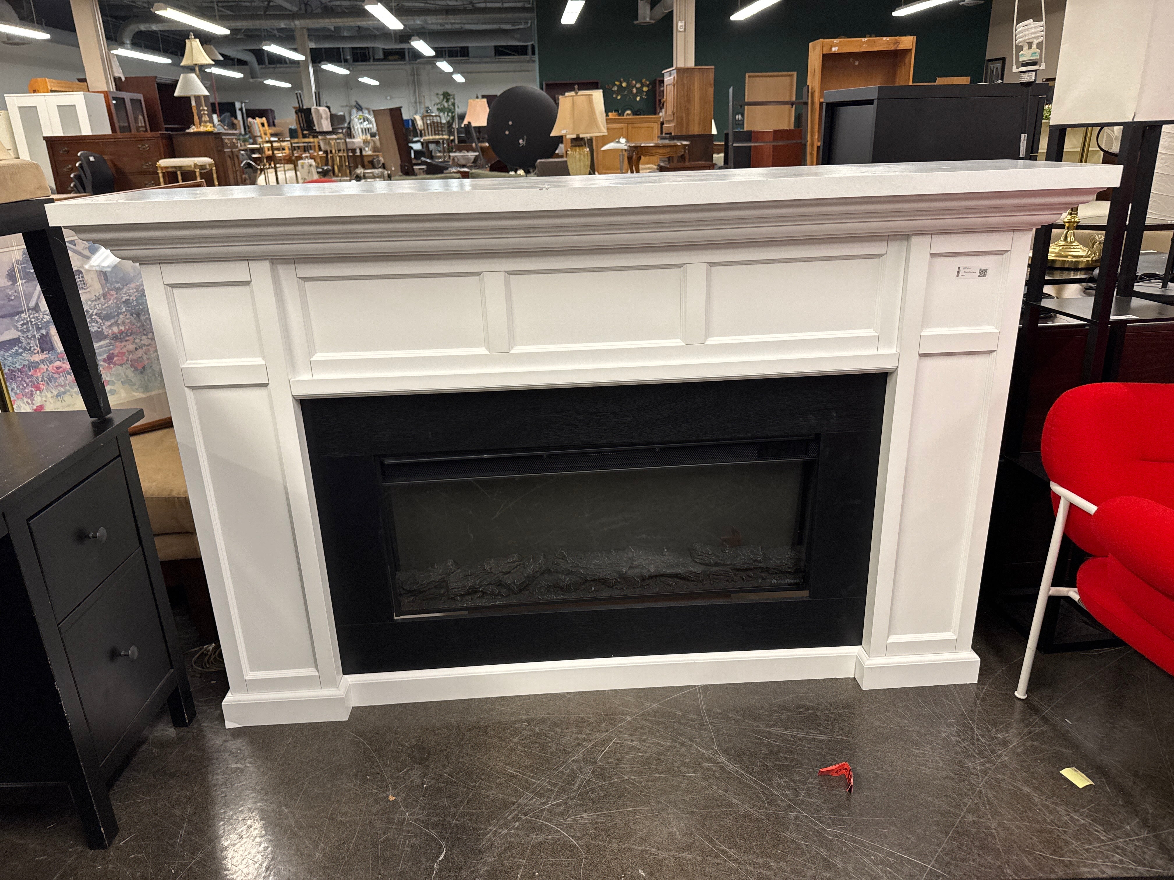 Electric Fire Place with White Mantle